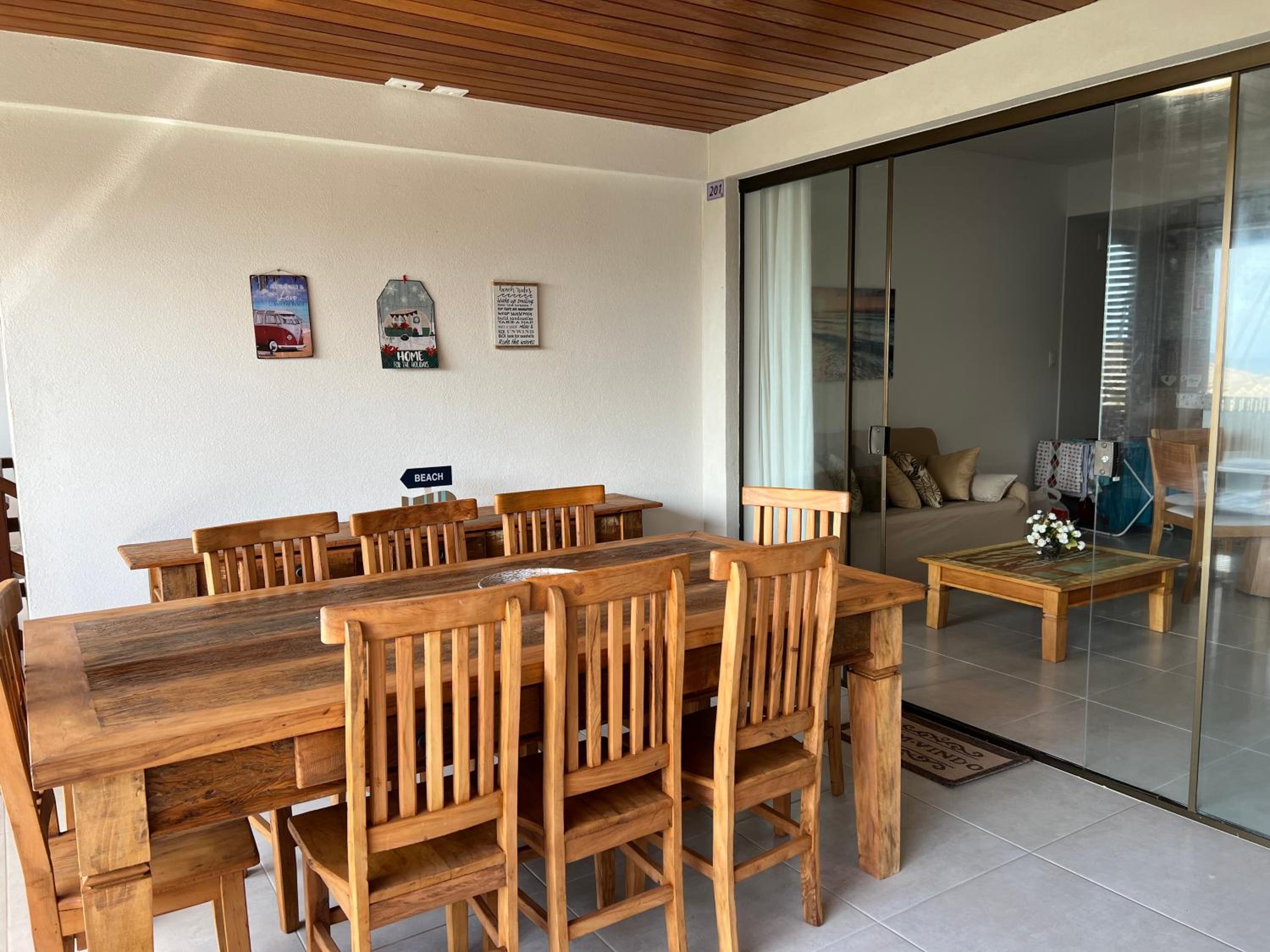 Apto novo Imperia Lounge pé-na-areia Itacimirim