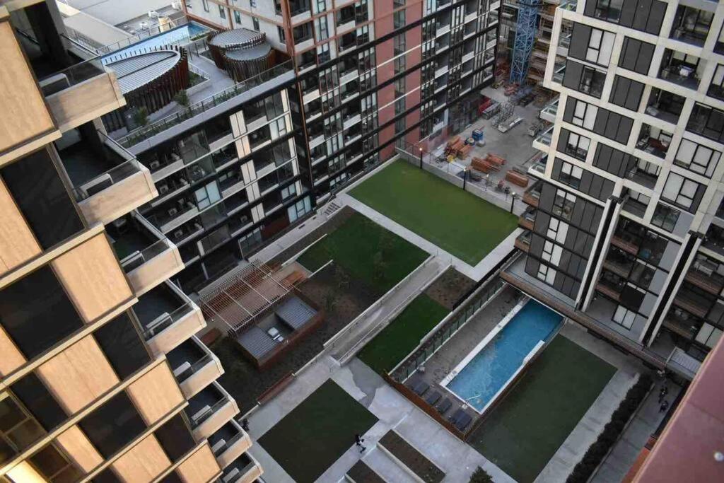 Resort Style Living In the Heart of Moonee Ponds