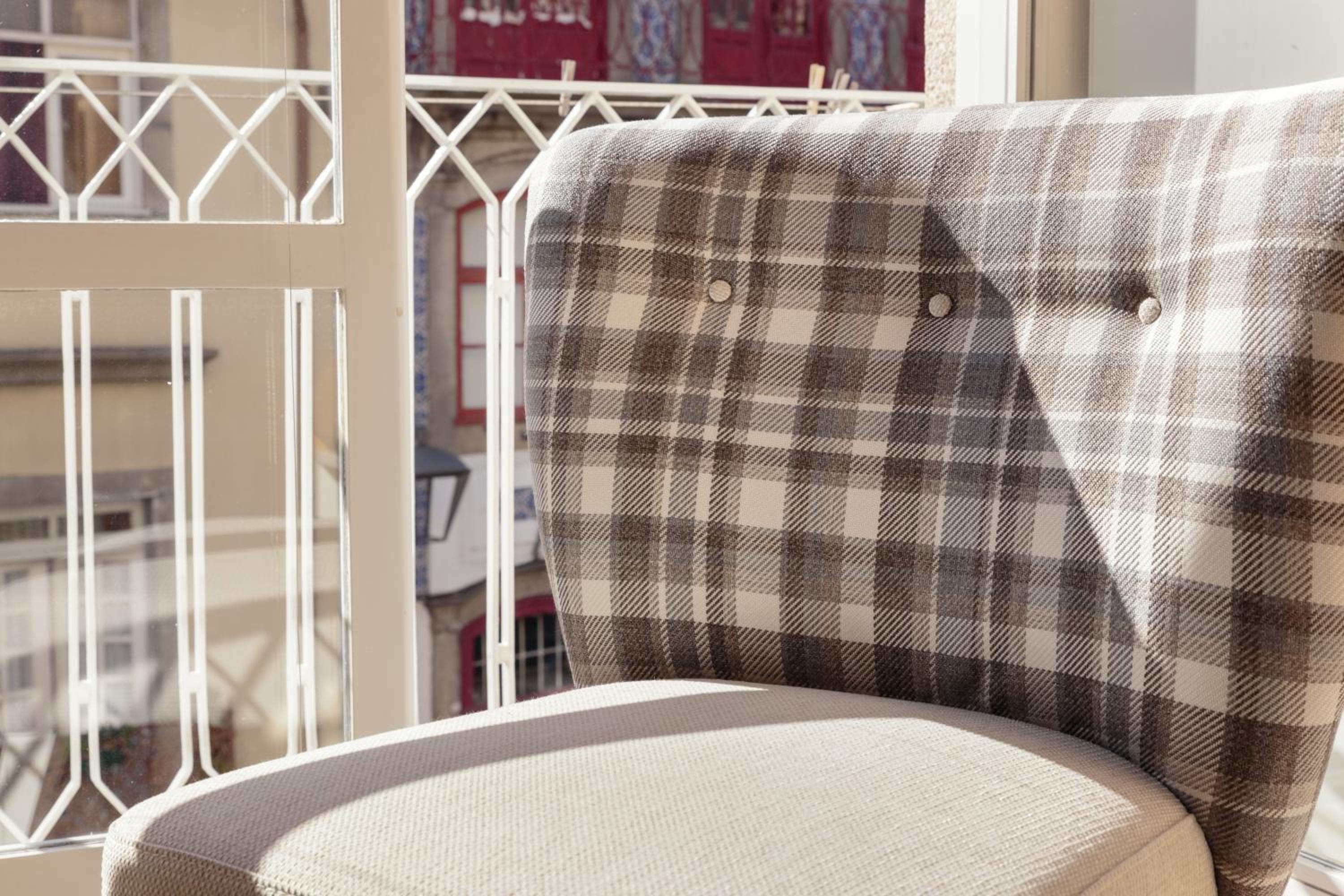 Hotel Room in Apartment - Stay in the heart of Porto - Image 1