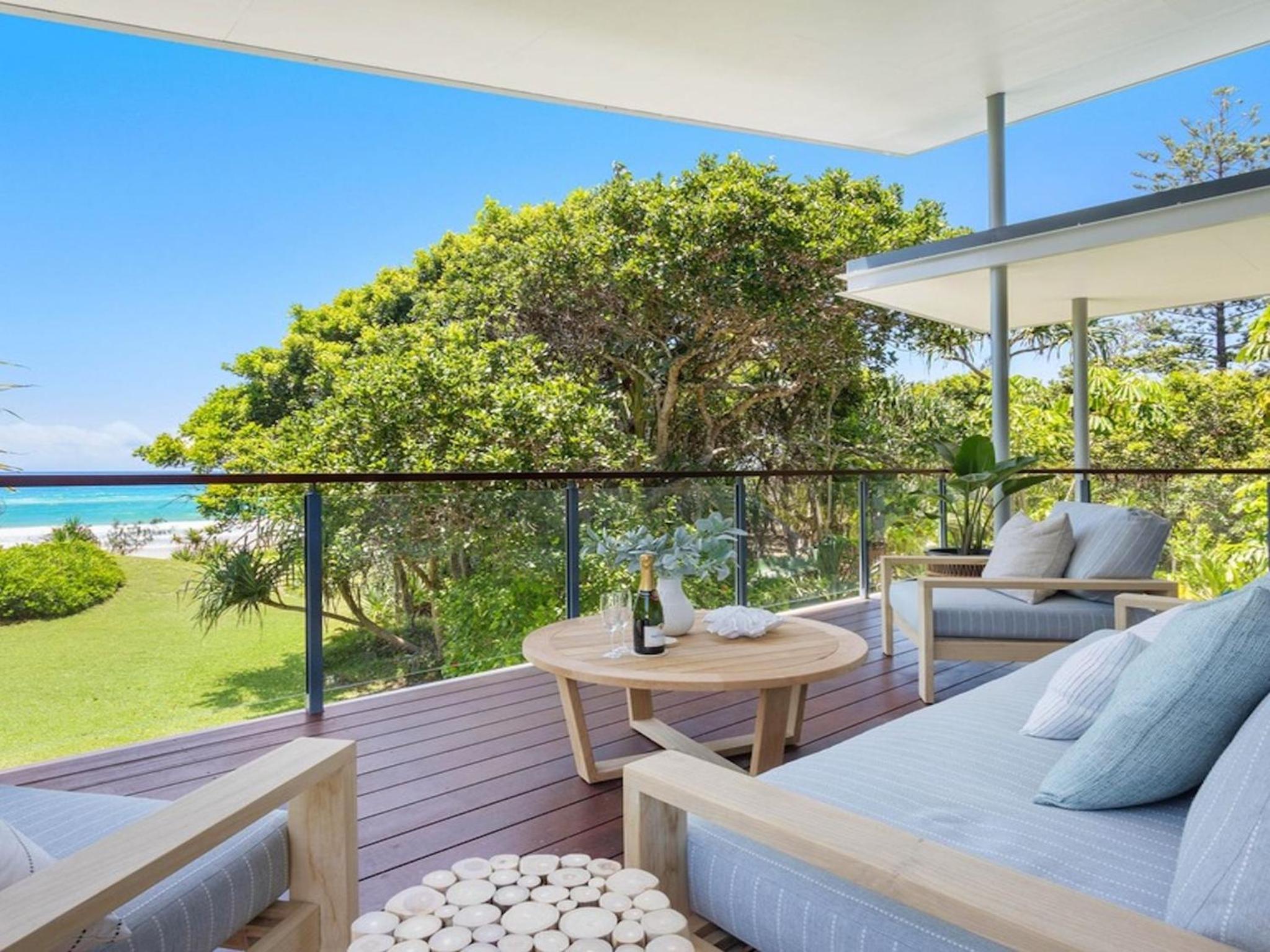 Wanda Ocean Front - Direct access to Tallow beach
