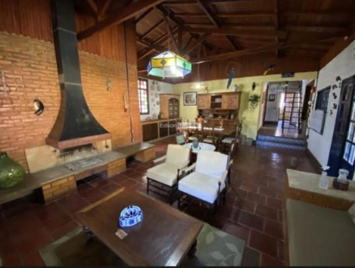 Passa Quatro- CASA INTEIRA RUSTICA para até 9 pessoas