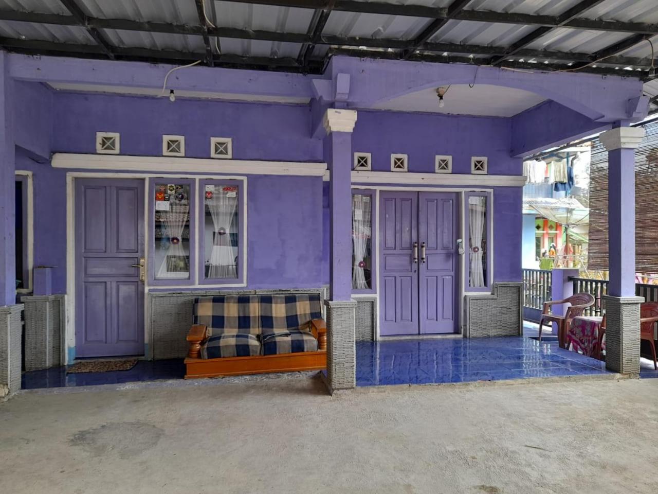 PinkHomestay Ciwidey view 5