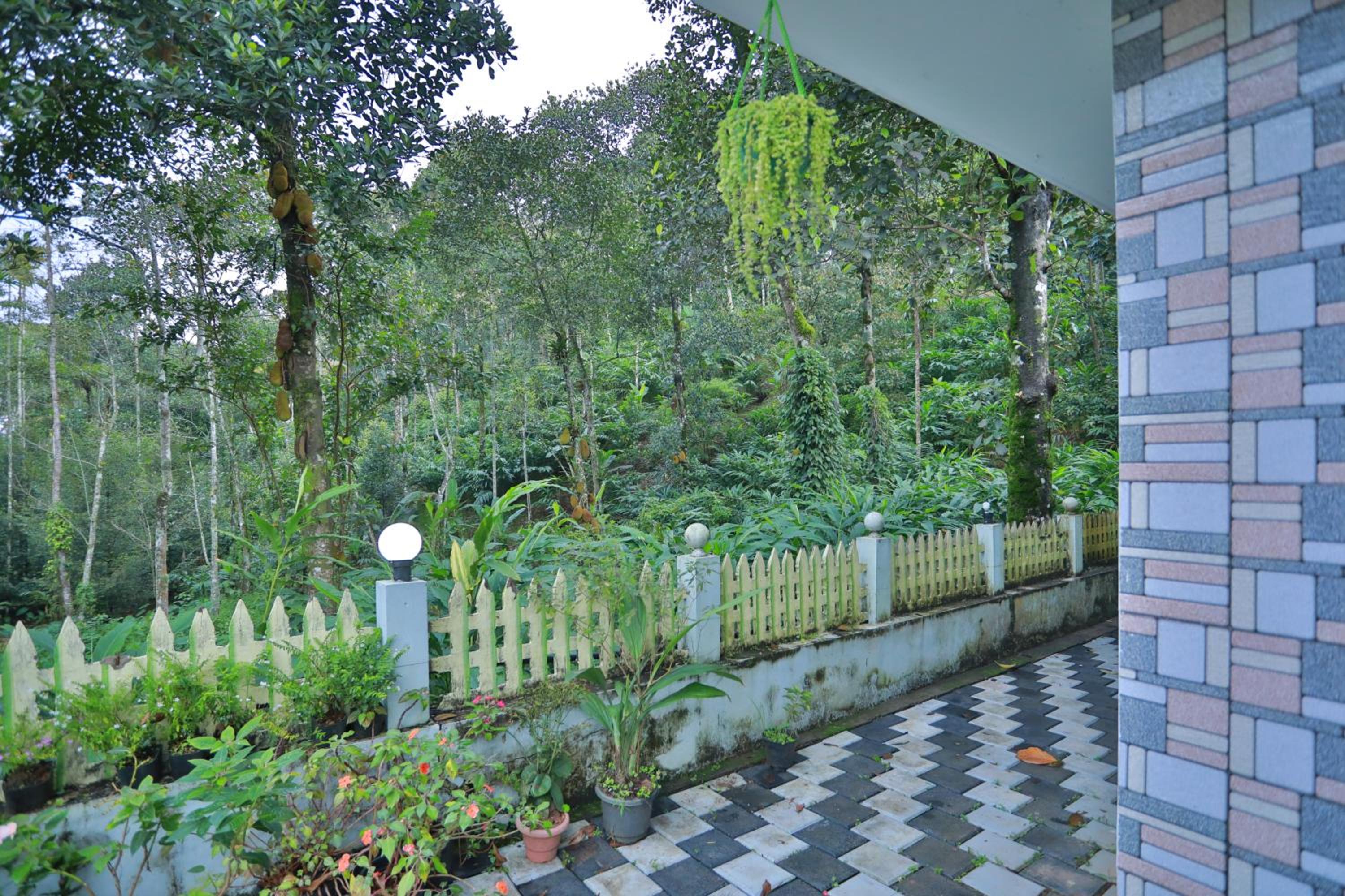 Arabian Nights Munnar,Family Villa with Pool view 3