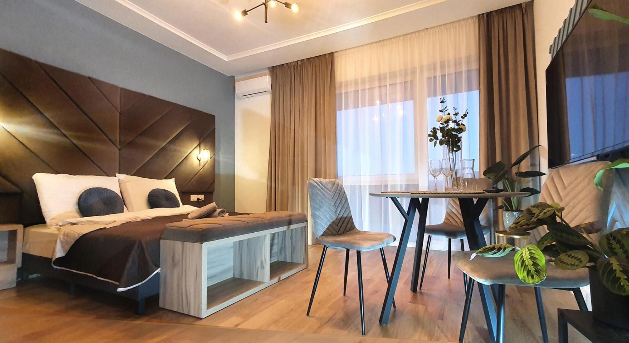 DK Premium UkielPark view 3