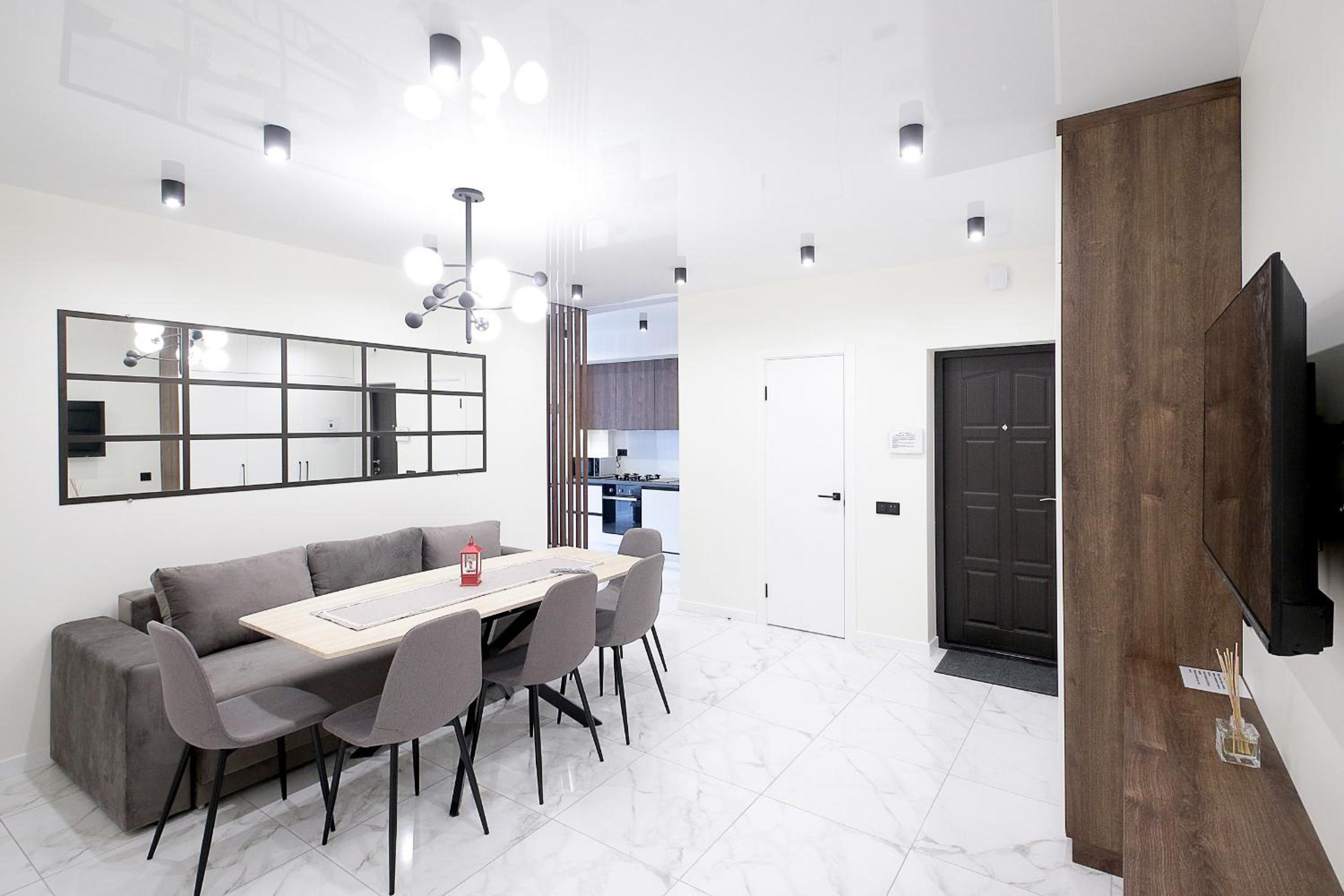 Luxury Nest Lviv center view 2