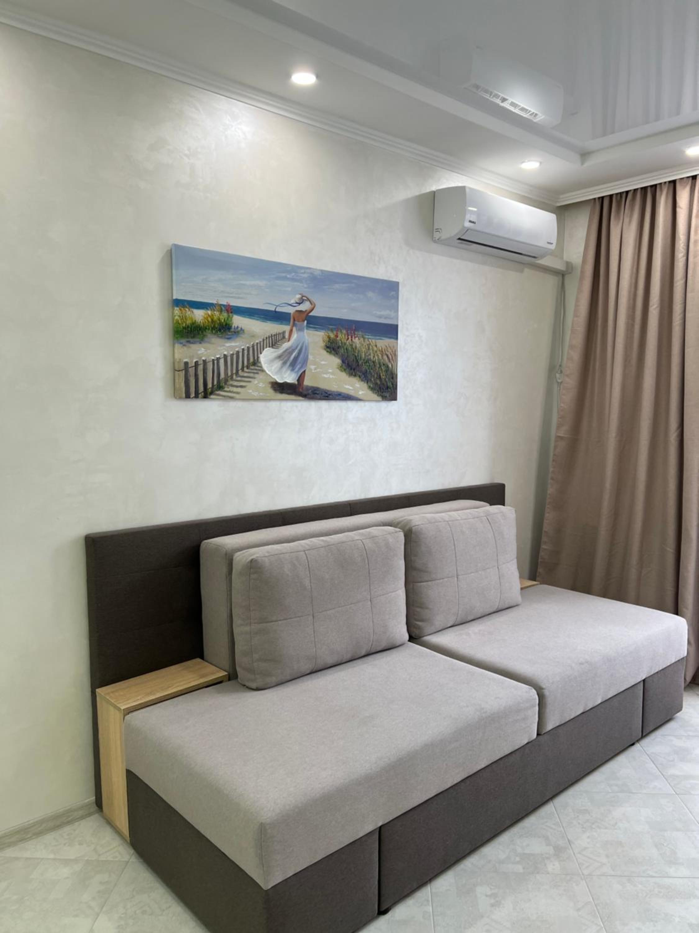Apartment in Khmelnytsky Street view 3