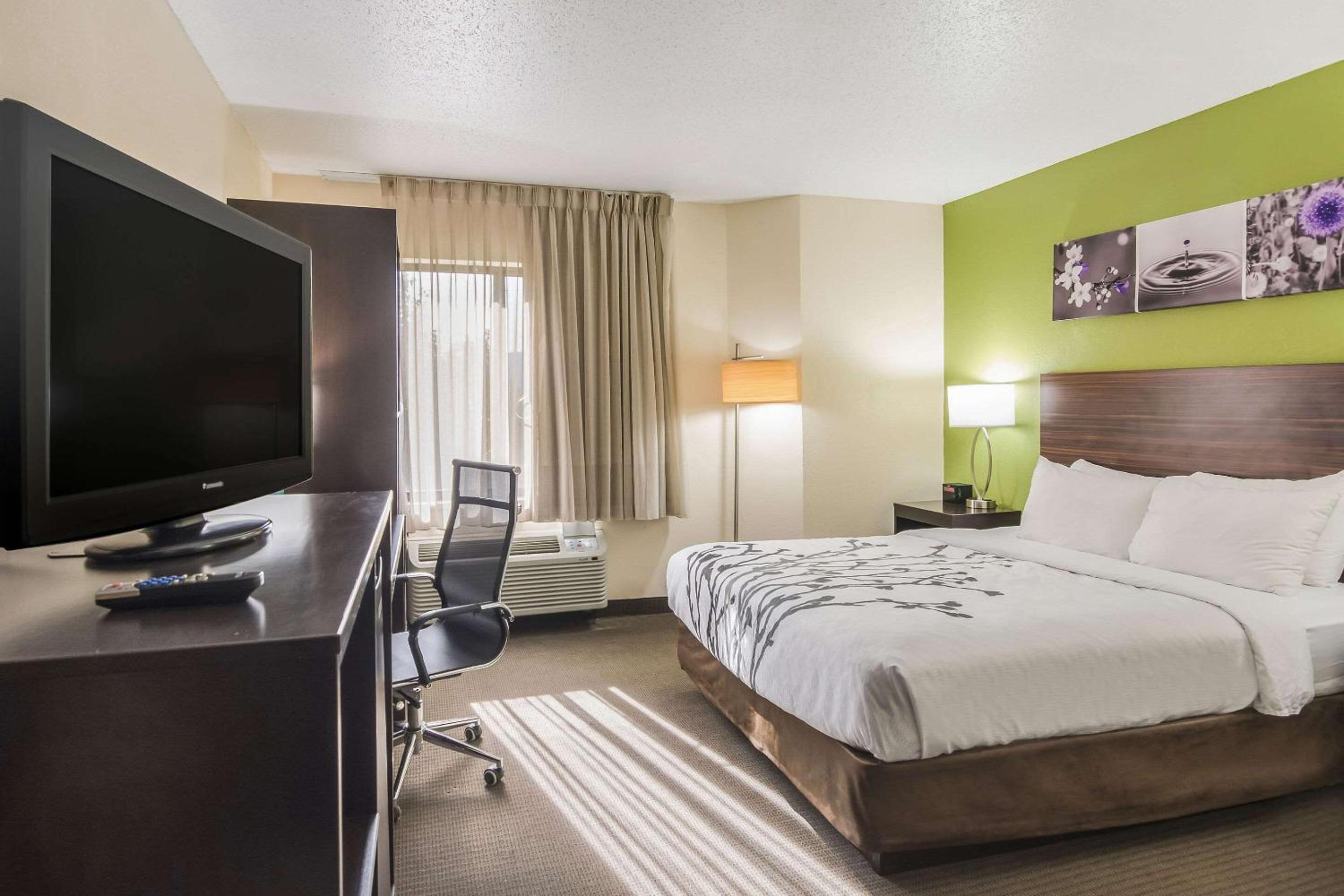 Wytheville Vacations - Sleep Inn Wytheville I-77 and I-81 - Property Image 15
