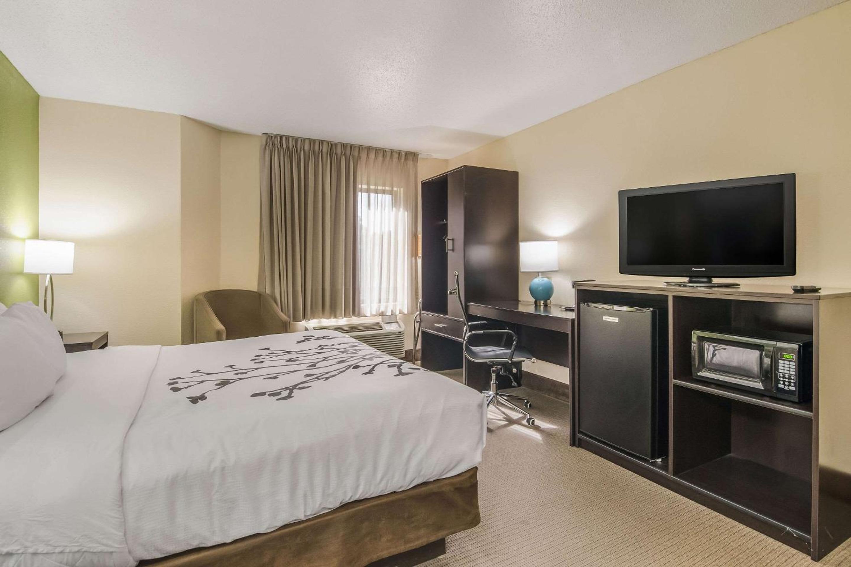Wytheville Vacations - Sleep Inn Wytheville I-77 and I-81 - Property Image 8