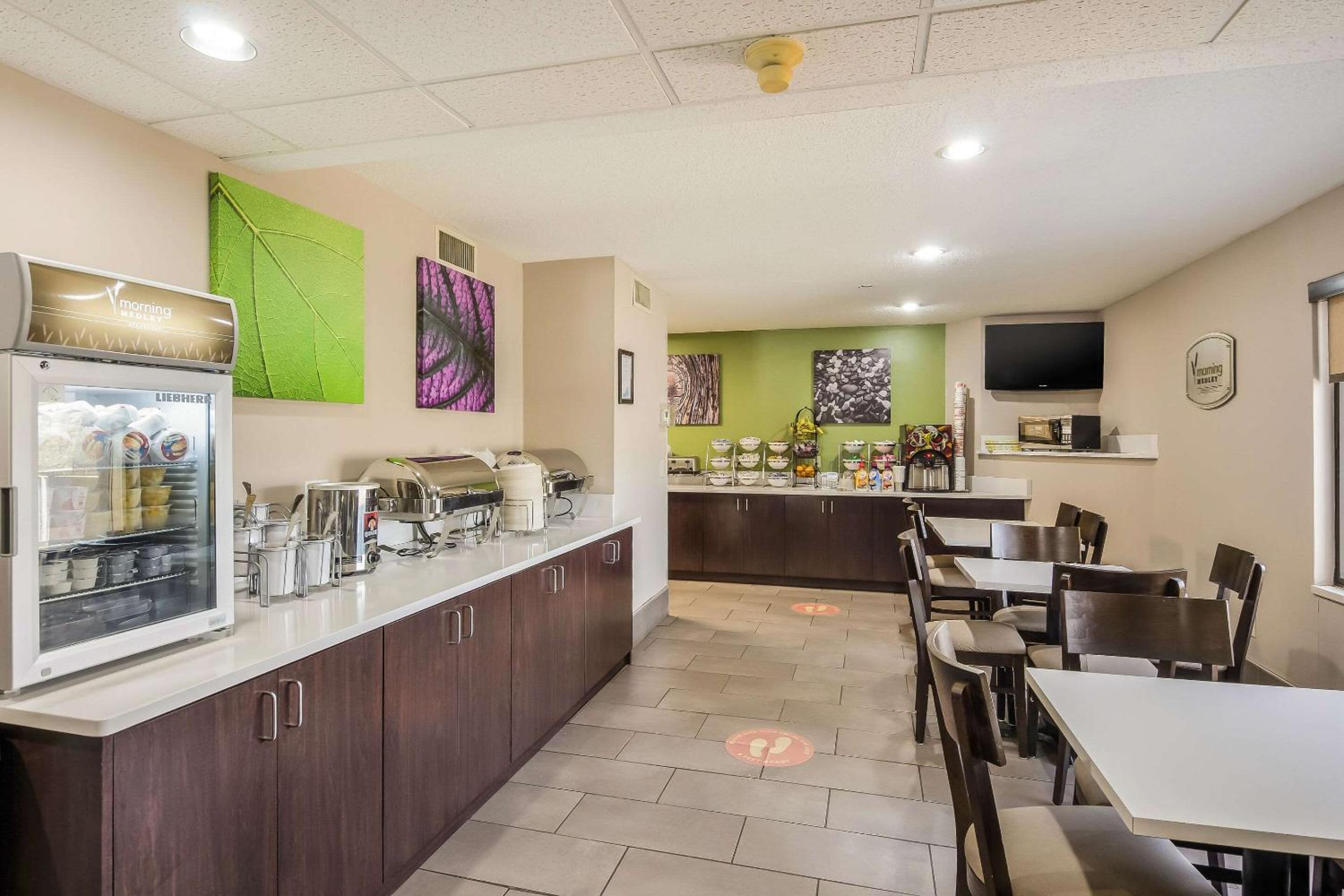 Wytheville Vacations - Sleep Inn Wytheville I-77 and I-81 - Property Image 22