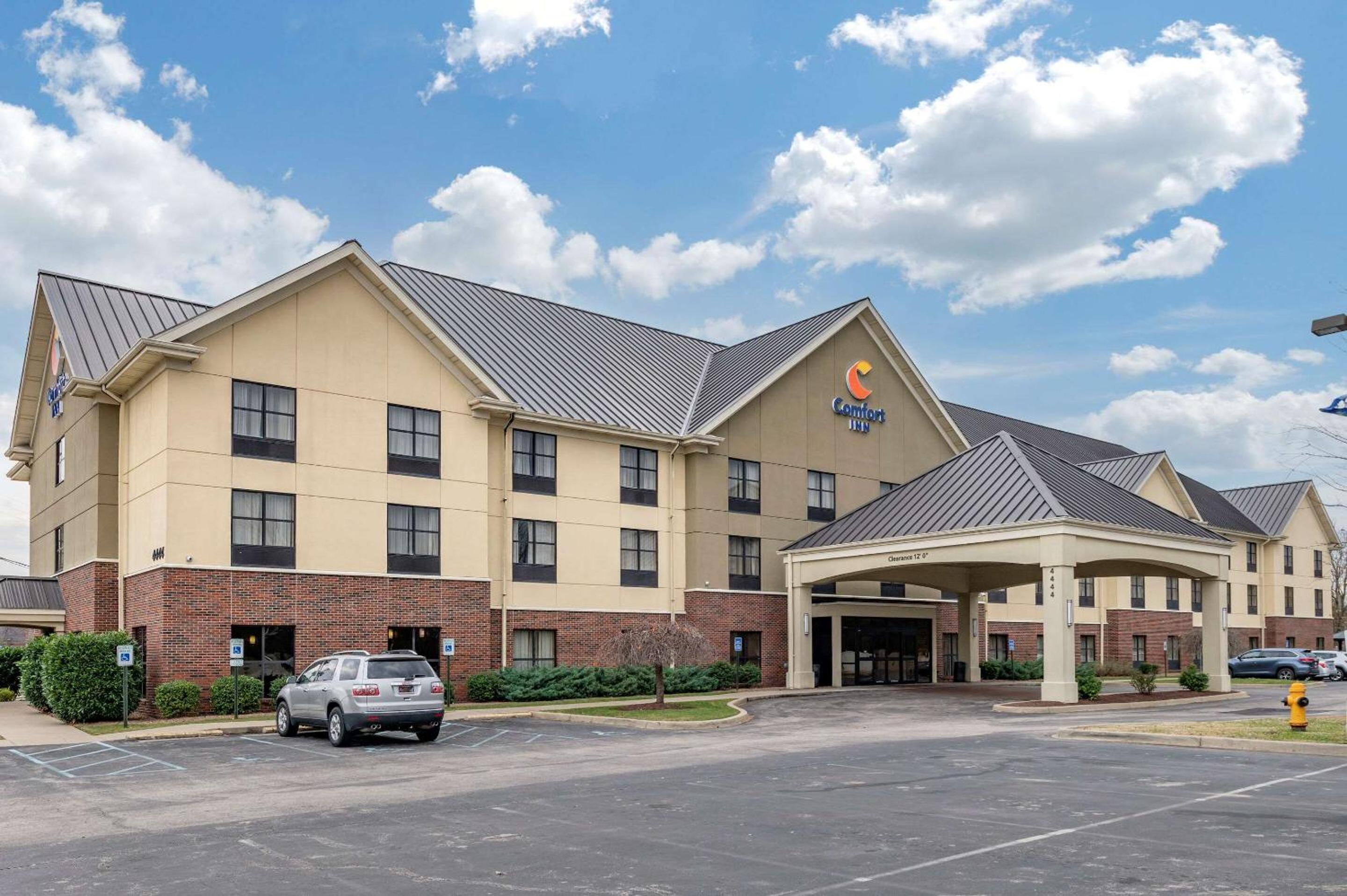 Comfort Inn Louisville Southwest view 2