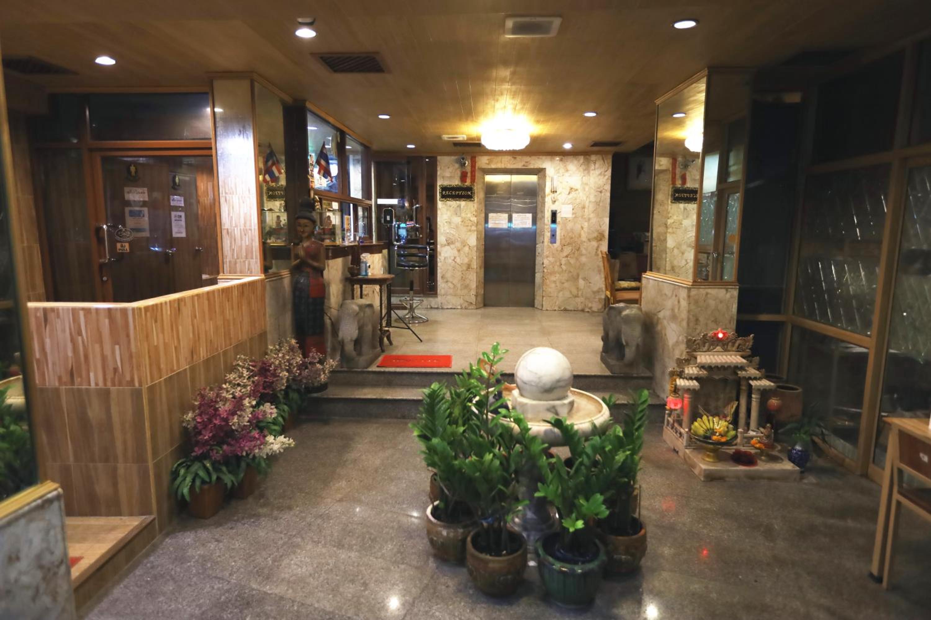 Thai Cozy House