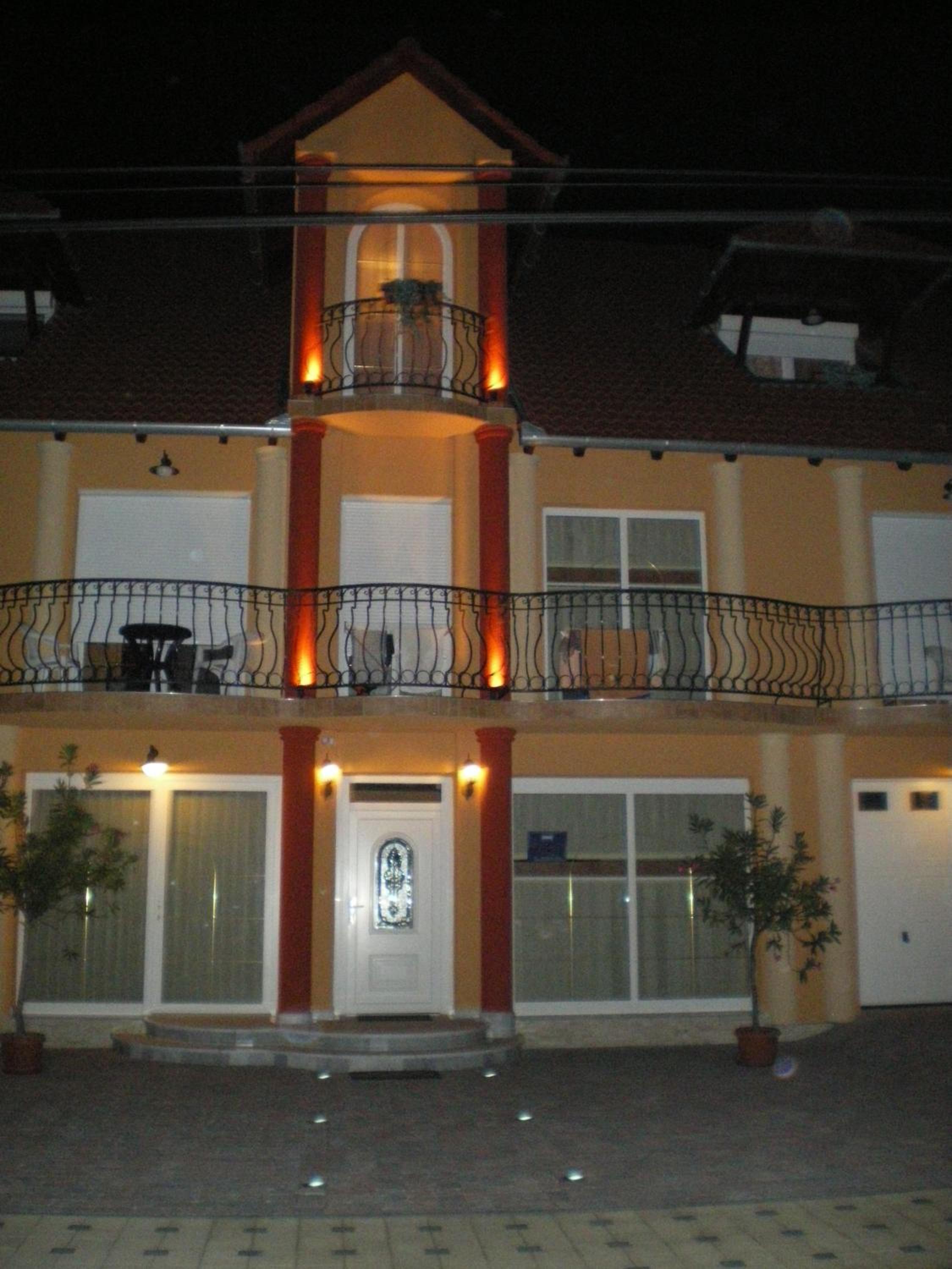 Photo 27