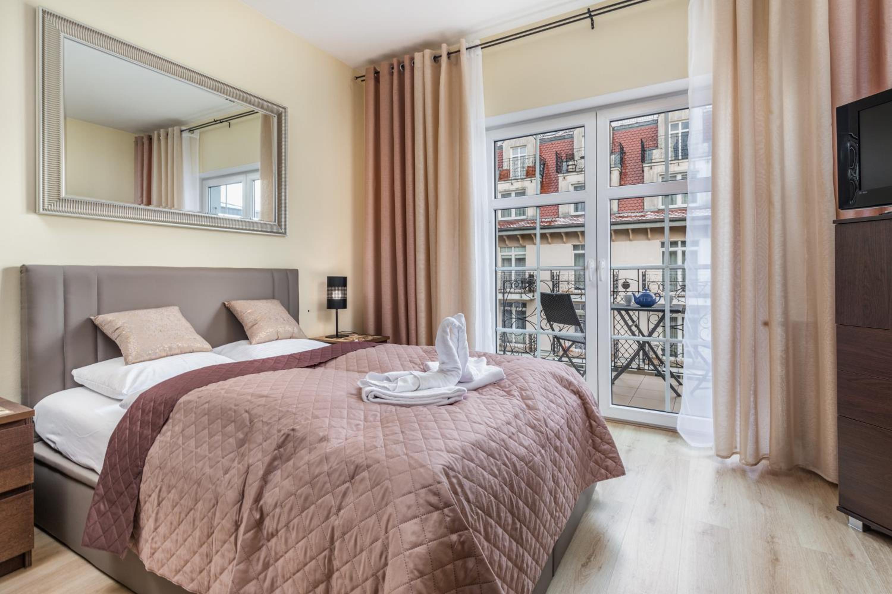 Apartamenty Trzy Korony blisko Plaży by Noclegi Renters
