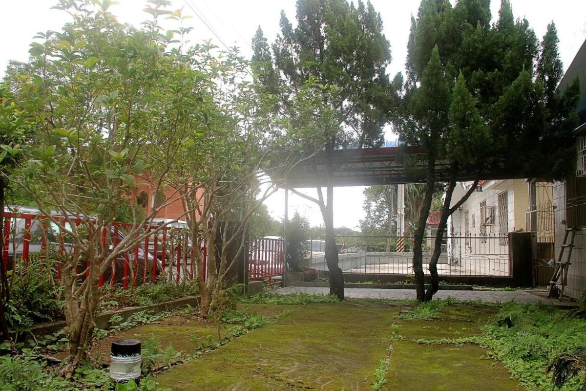 Photo 9