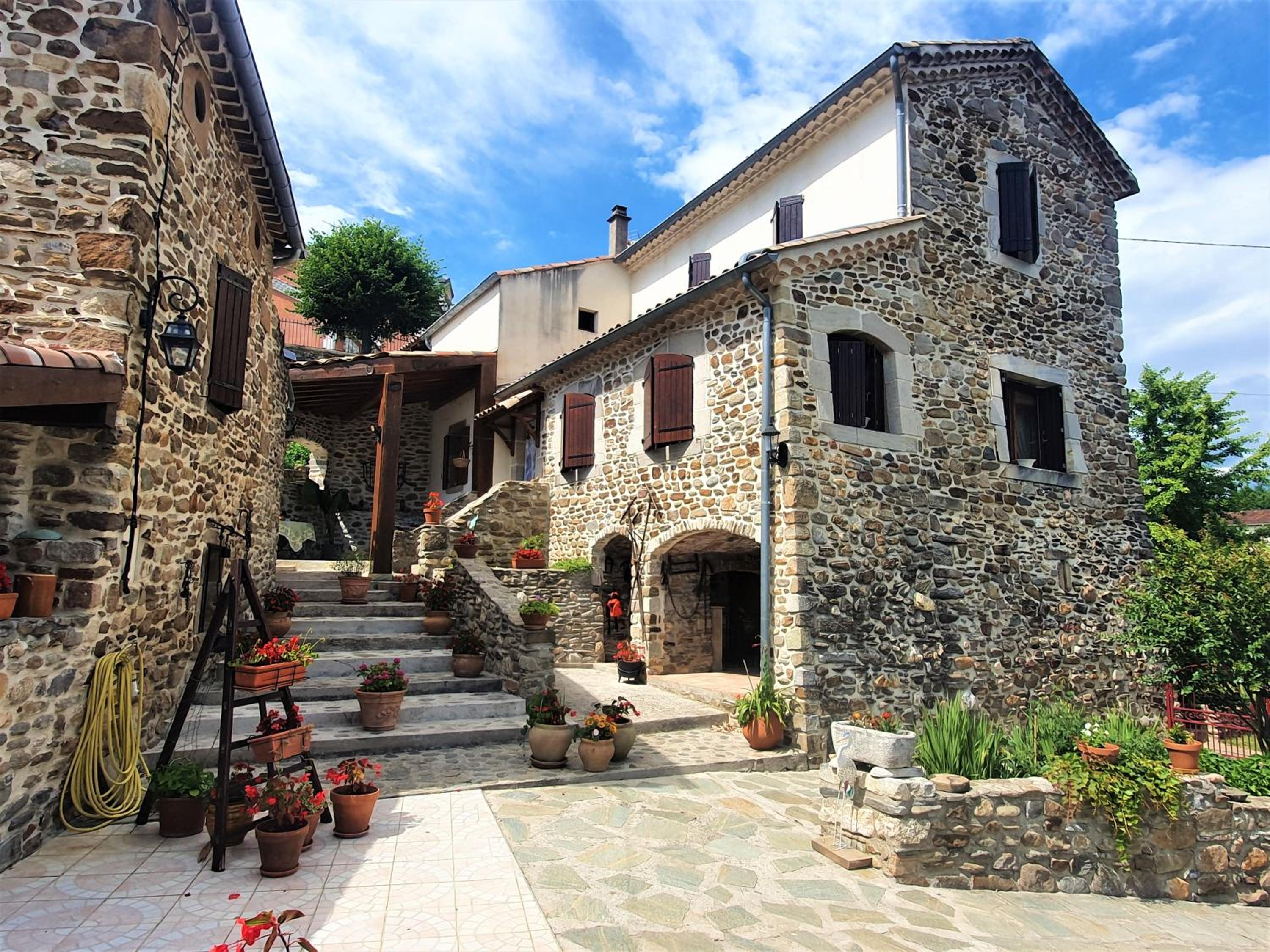 Mes Maisons - Two Gites with Private and Shared pools in Cévennes