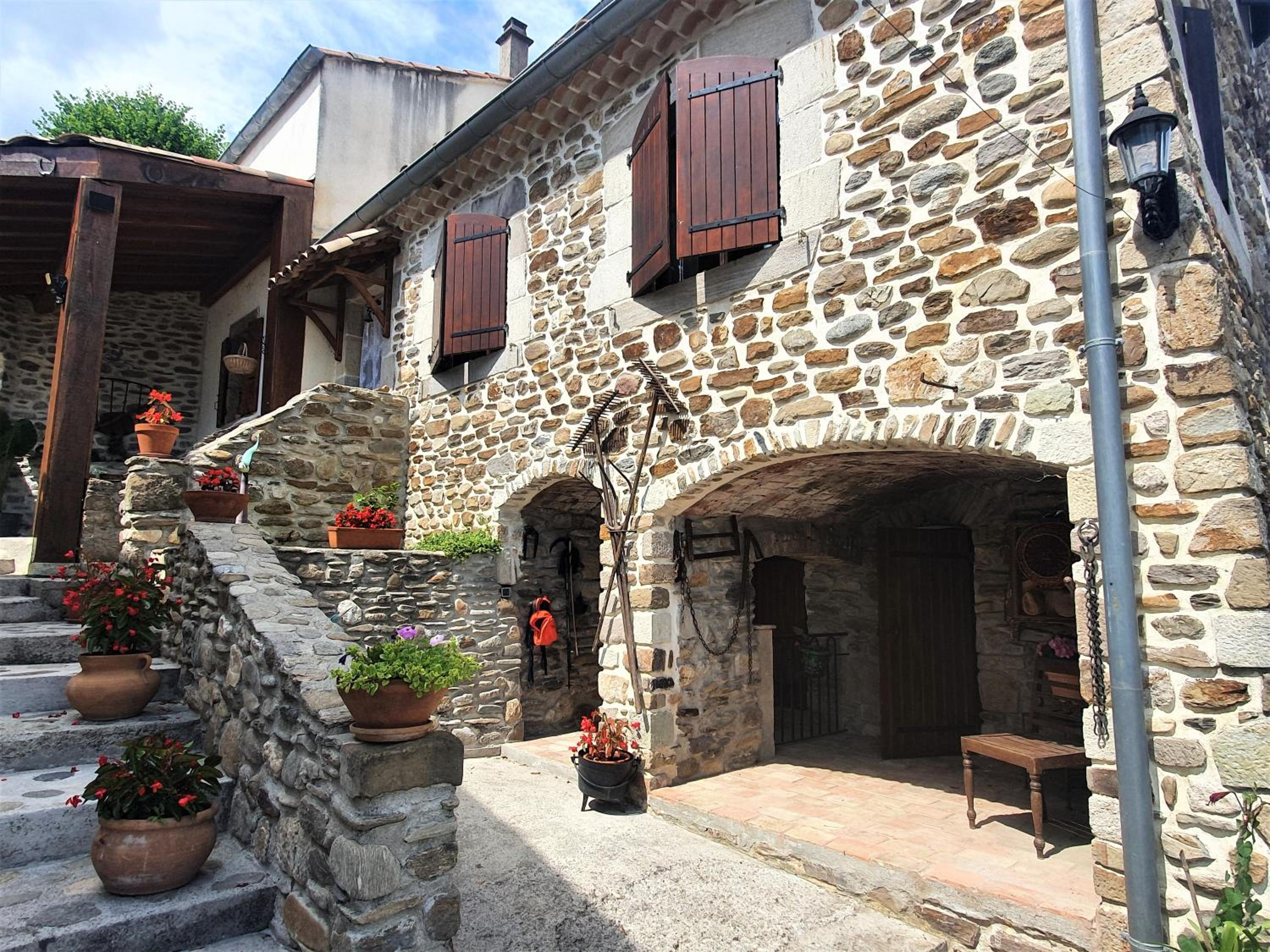 Mes Maisons - Two Gites with Private and Shared pools in Cévennes