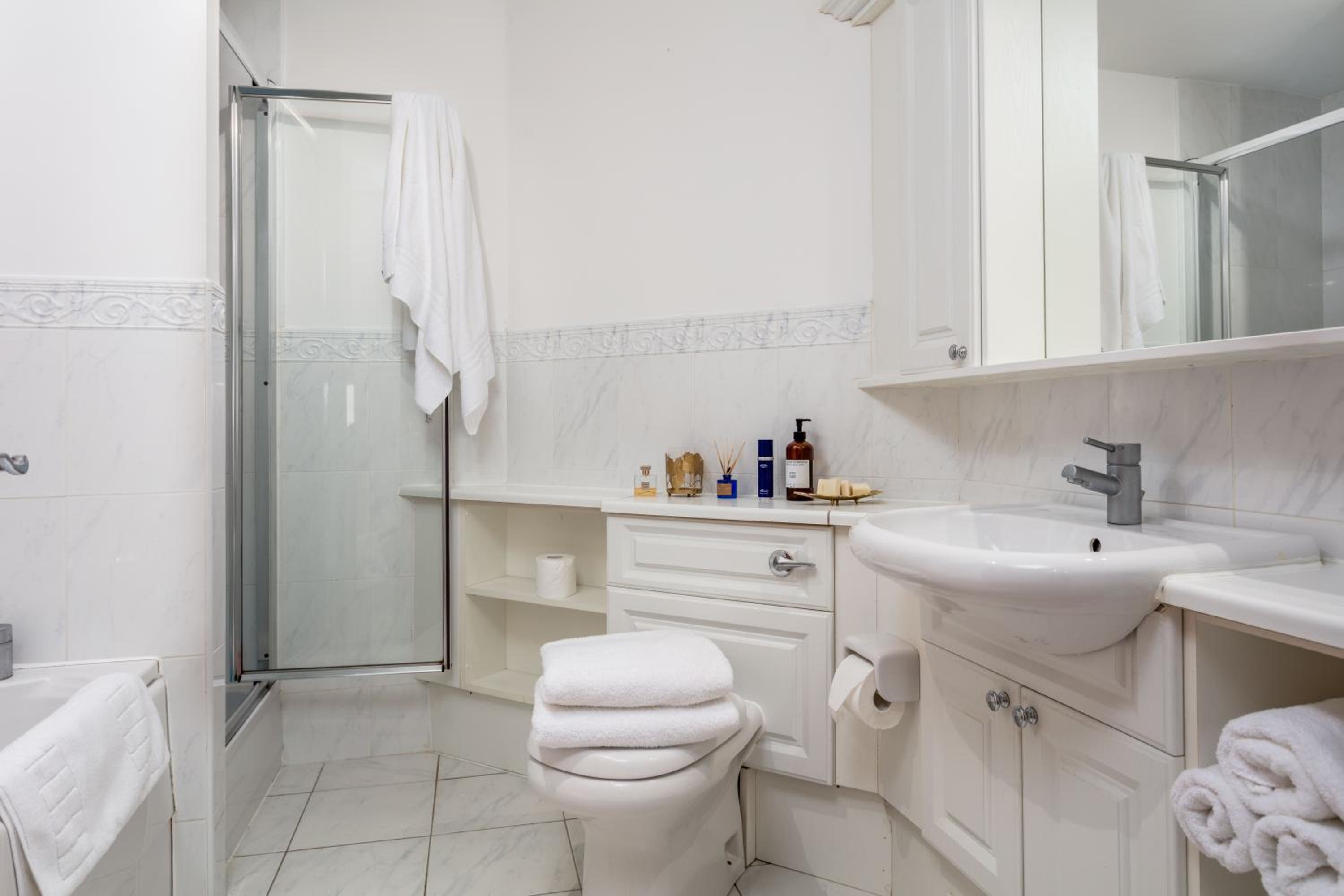 Turnberry Serviced Apartments