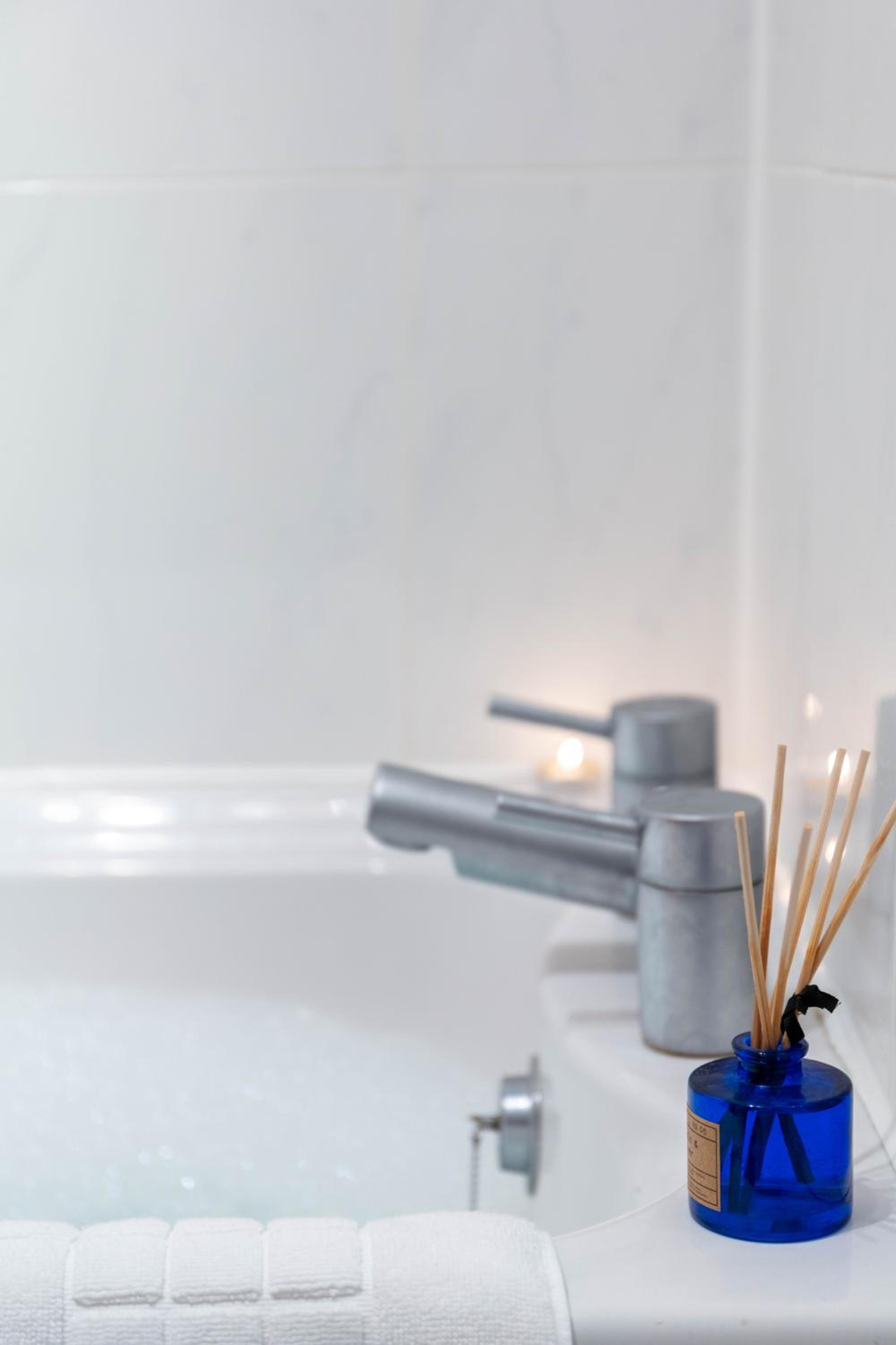 Turnberry Serviced Apartments