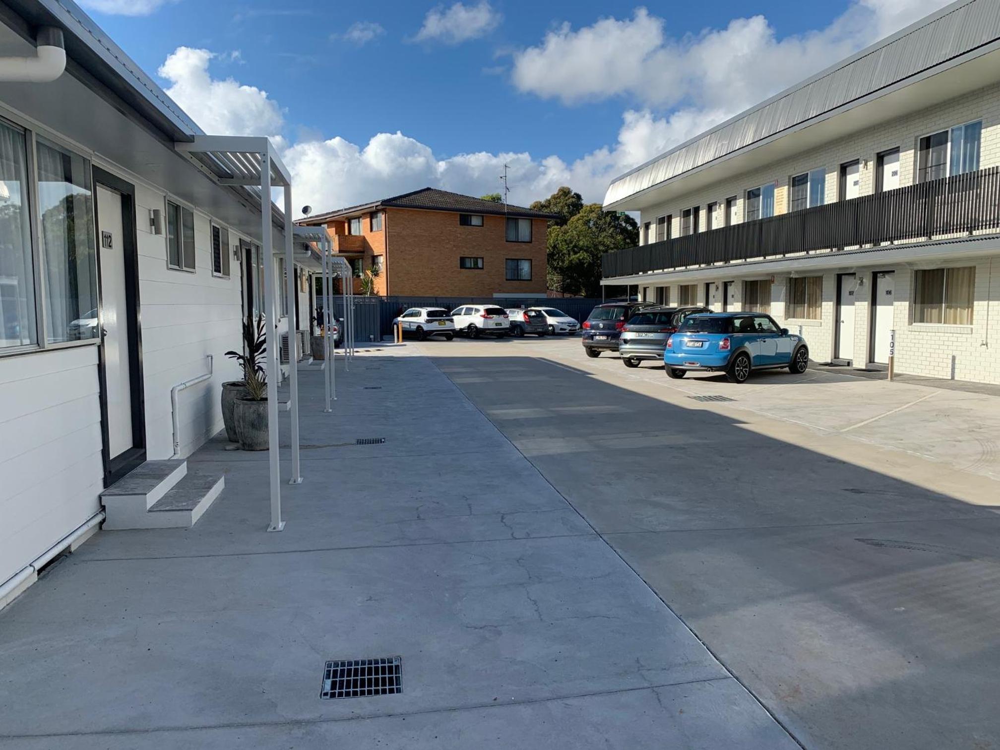 Surf Beach Motel Port