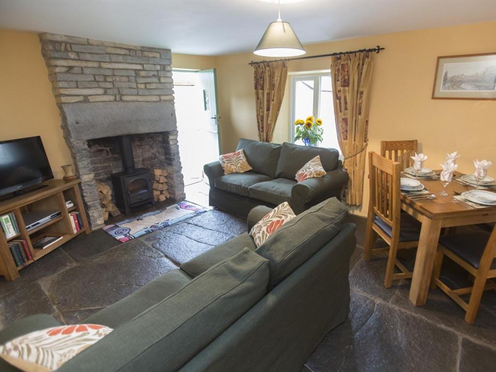 Withy Cottages