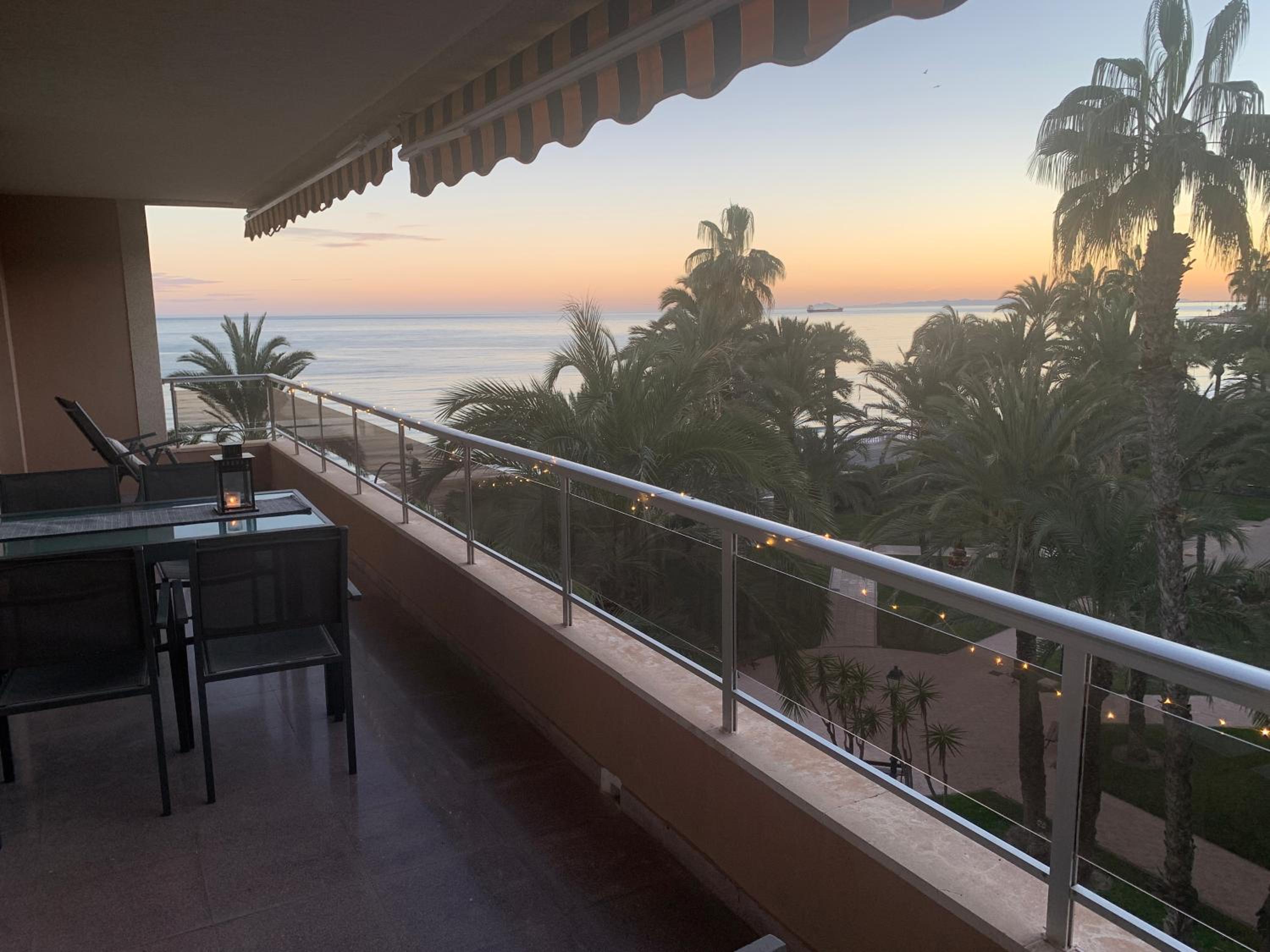 Sweet Home EL PALMERAL Los Locos beach view 3