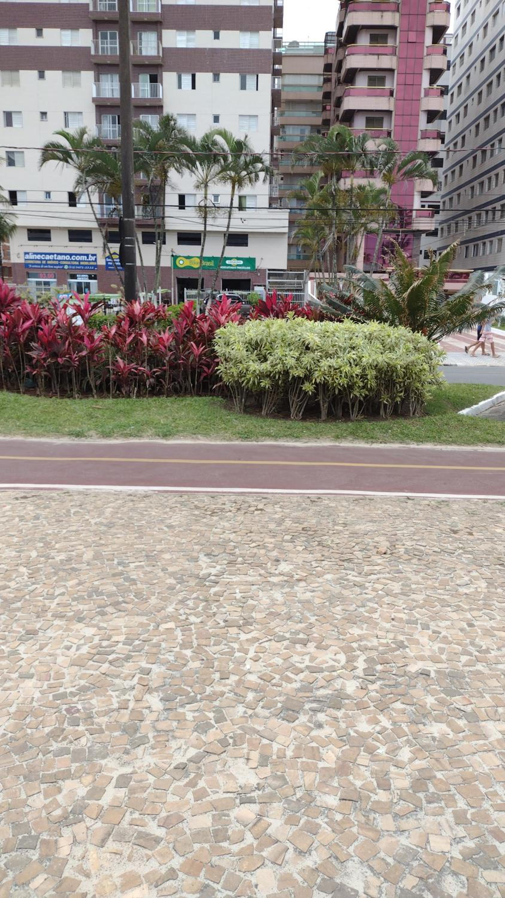 Apto Pé na Areia. Praia Grande /Tupi