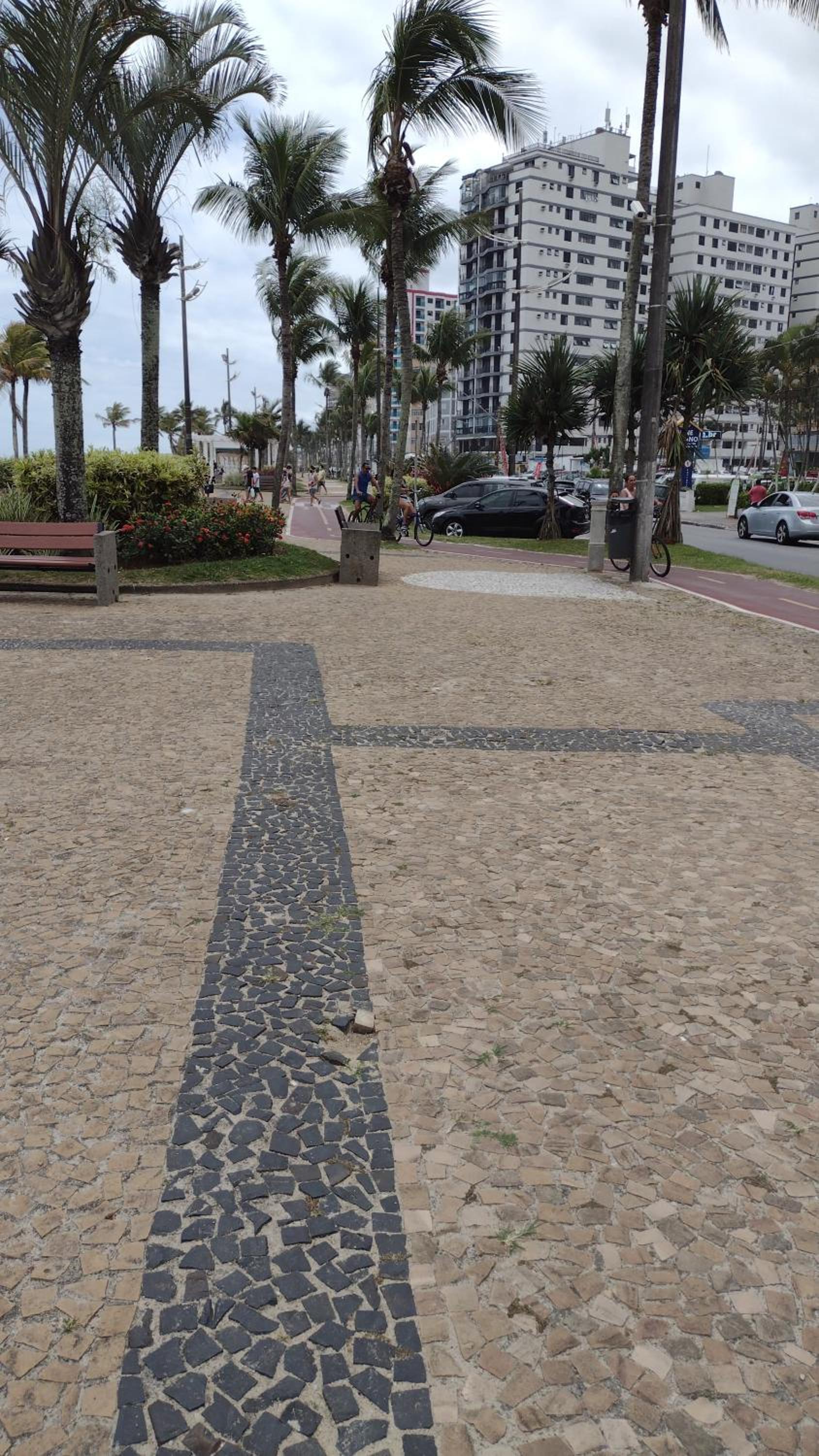 Apto Pé na Areia. Praia Grande /Tupi