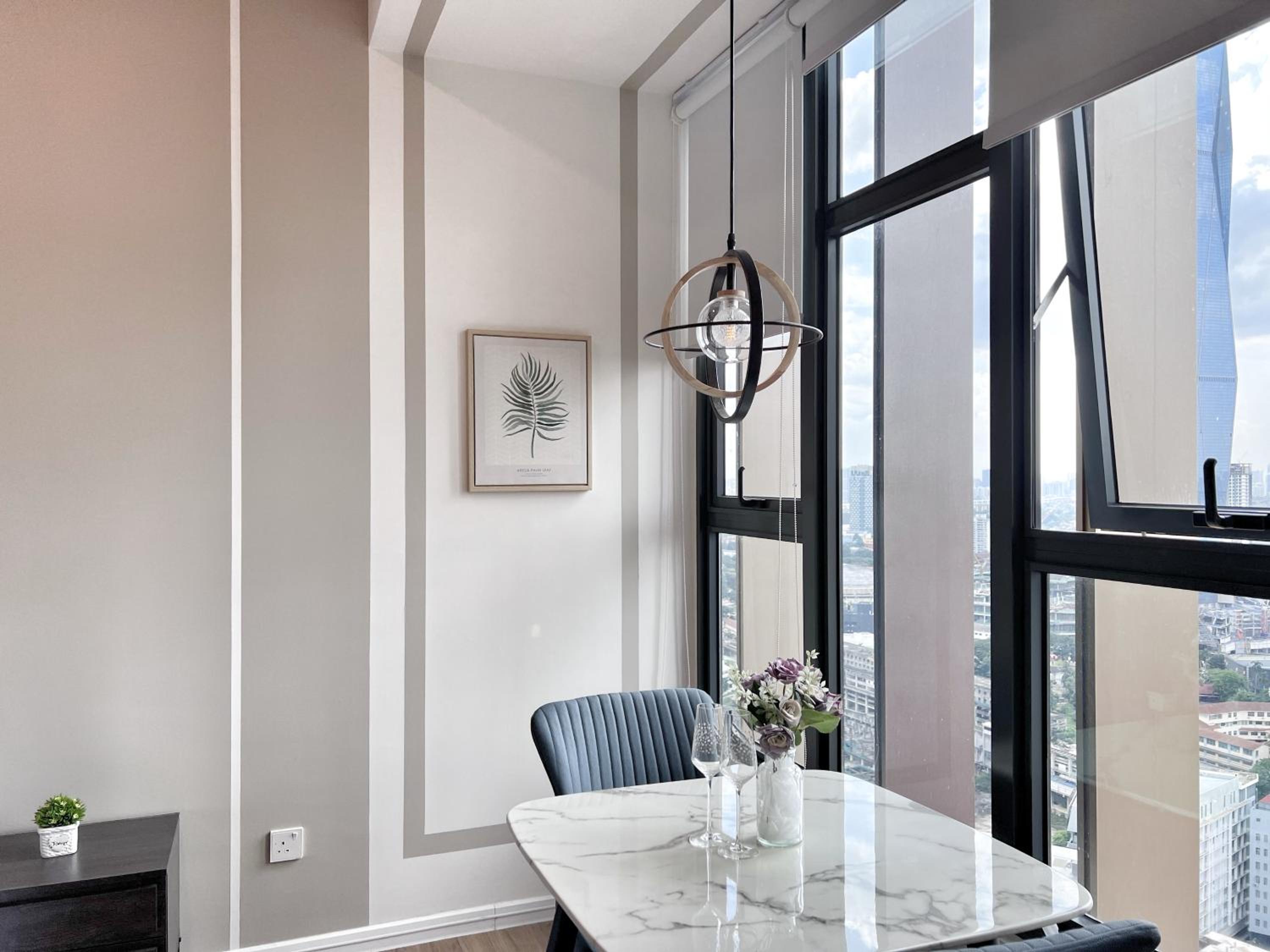 Ceylonz Suites KL Studio near Bukit Bintang - Living Signature