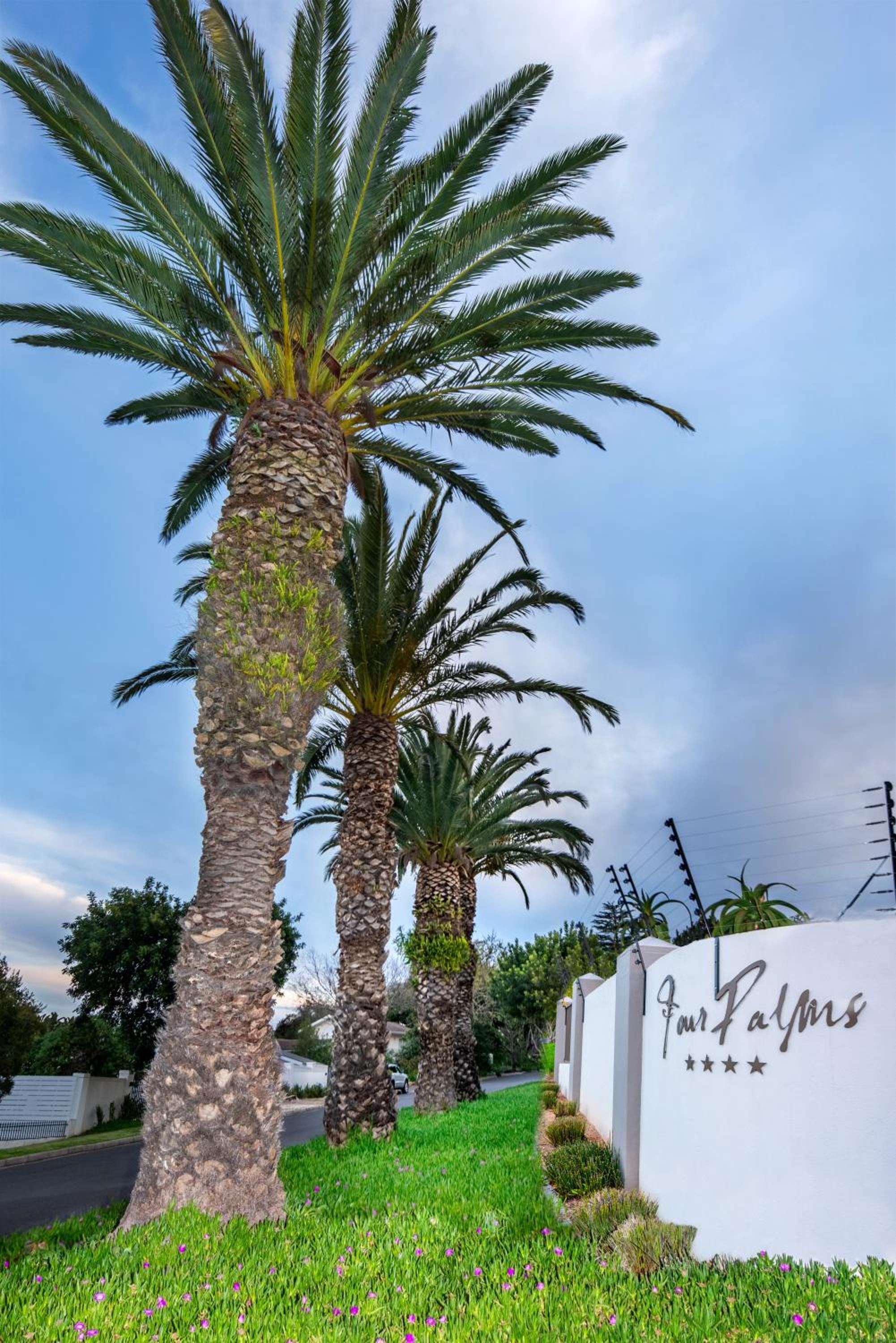 Four Palms Accommodation