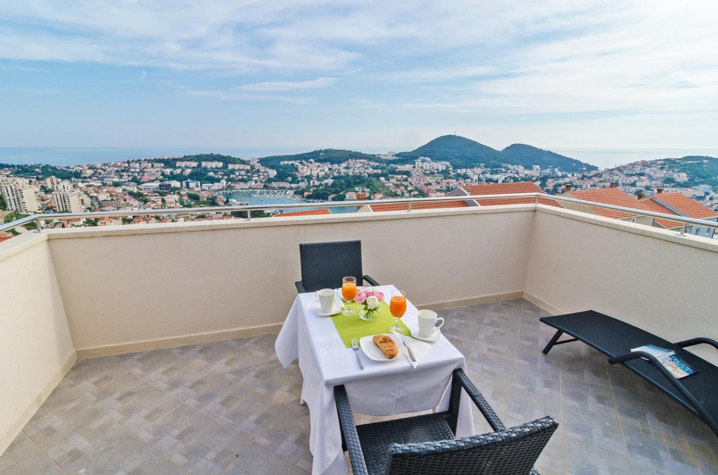 Apartments Villa Dadić