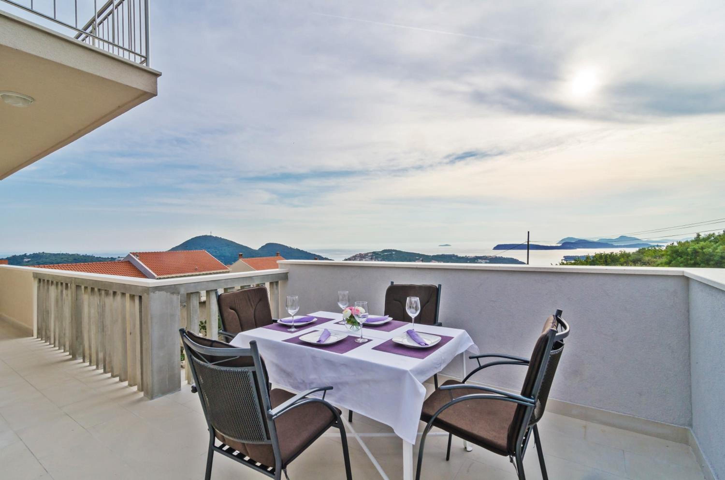 Apartments Villa Dadić