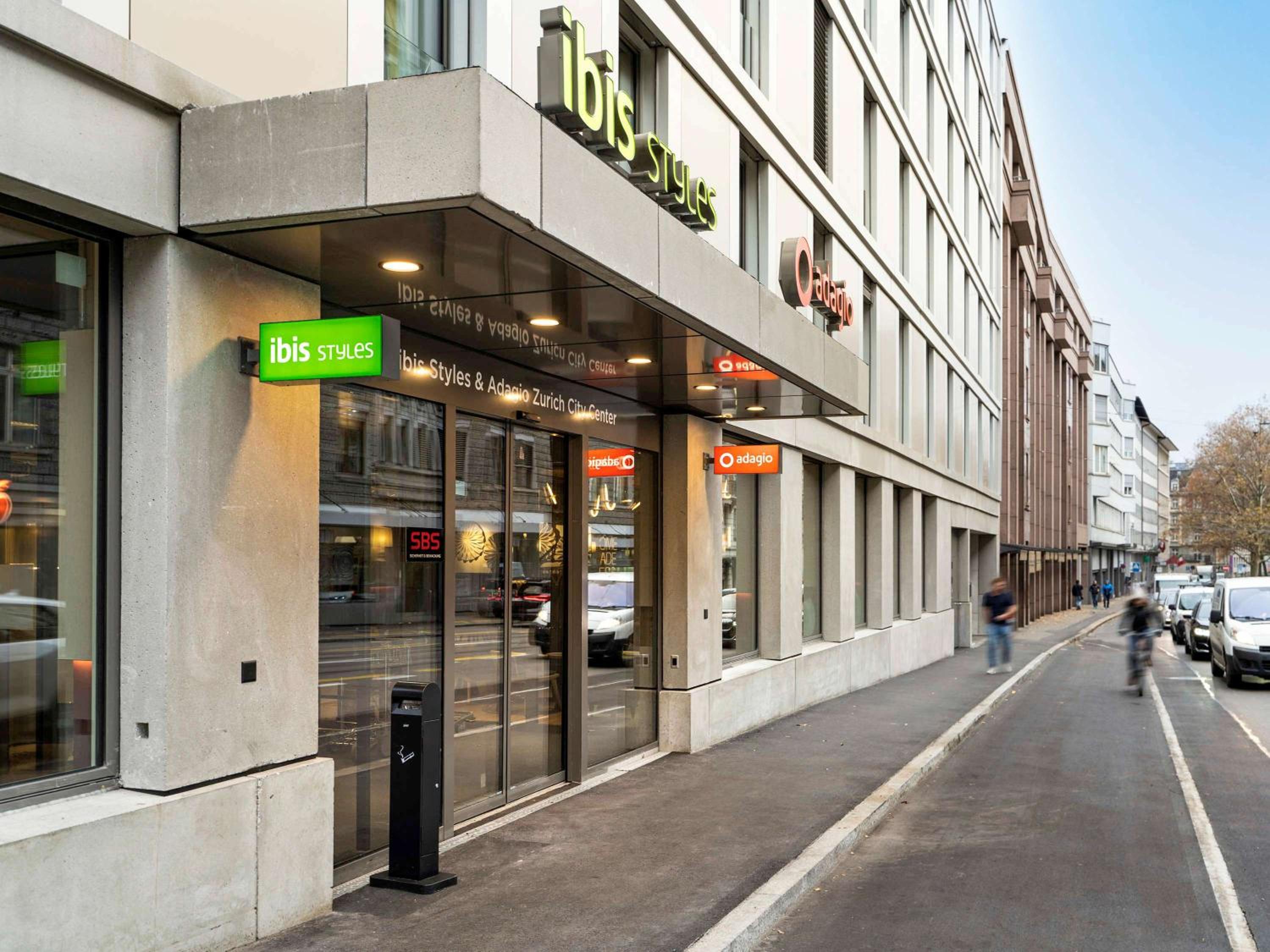 Hotel ibis Styles Zurich City Center - Image 1