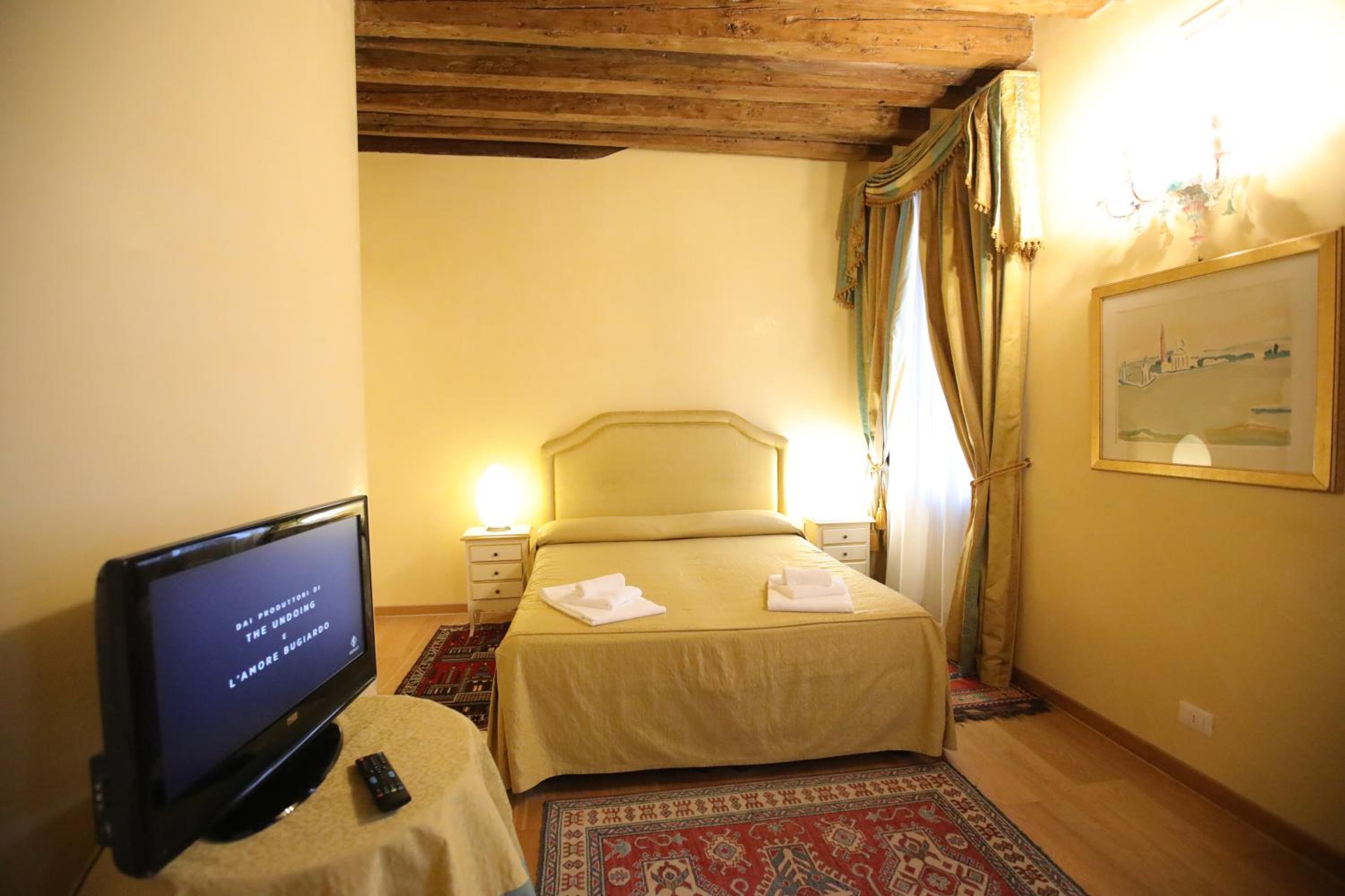Alla Vigna - Room Only