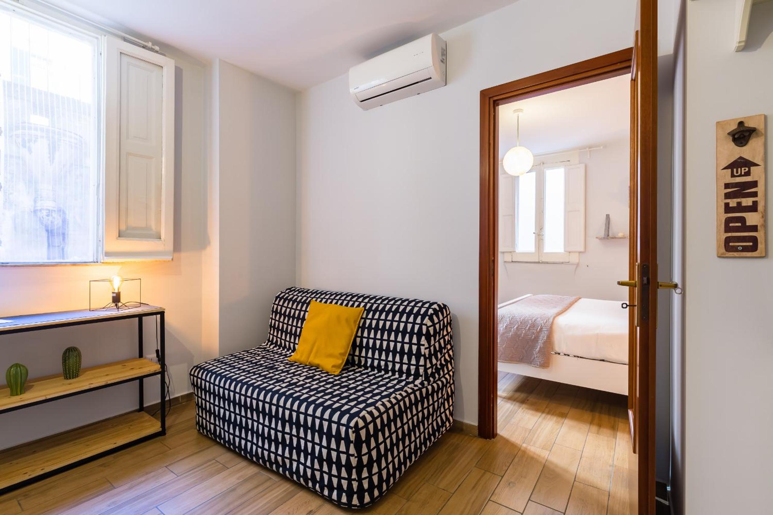 Porta Nolana Apartment by Wonderful Italy photo 5