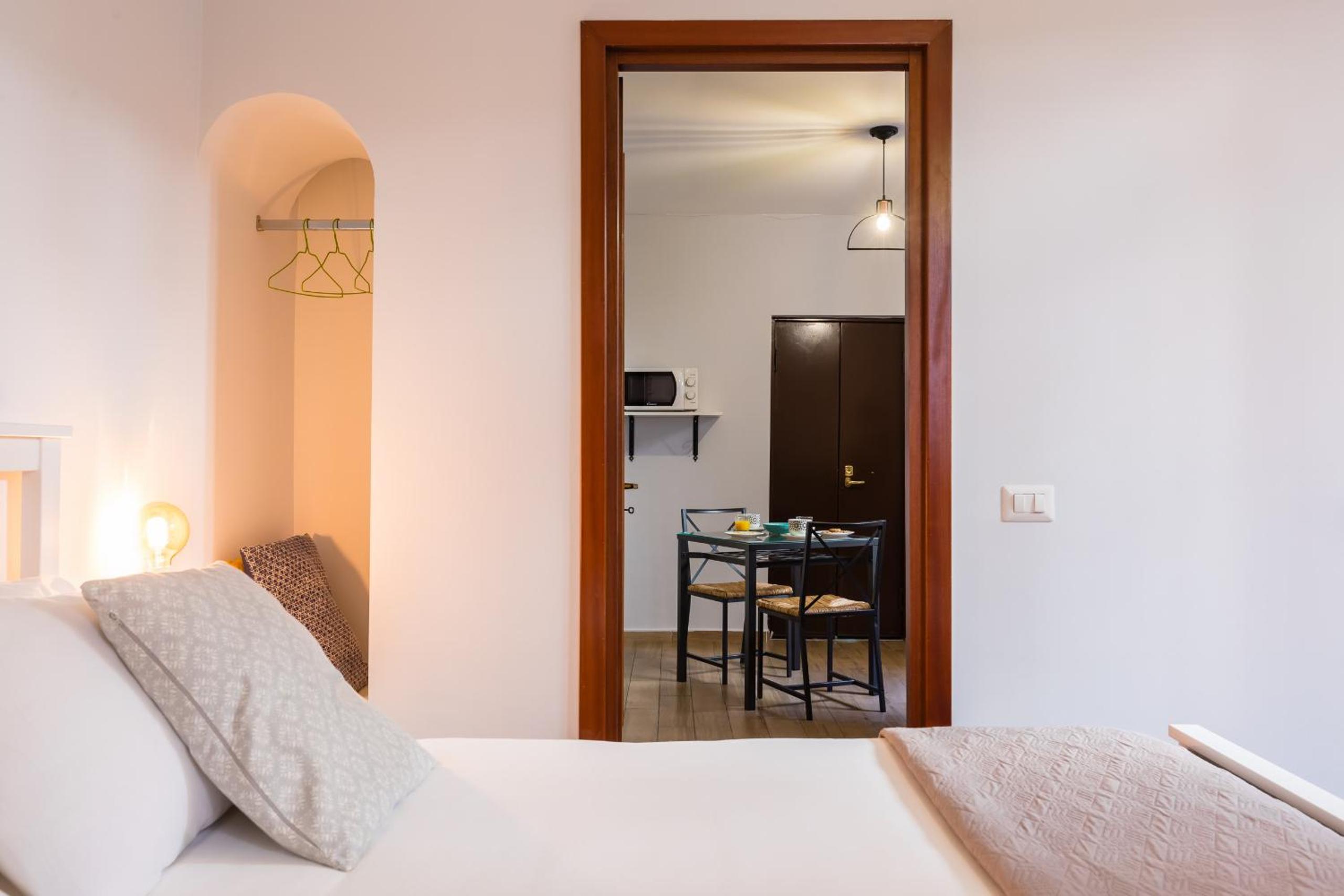 Porta Nolana Apartment by Wonderful Italy photo 2