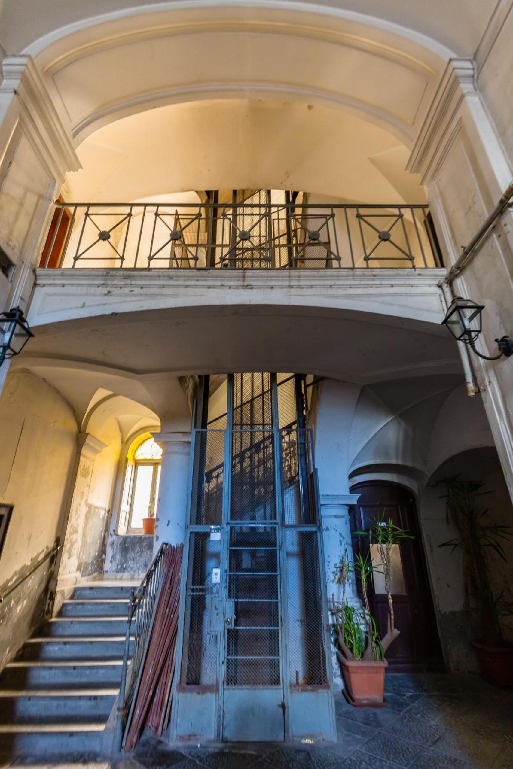 Porta Nolana Apartment by Wonderful Italy photo 4