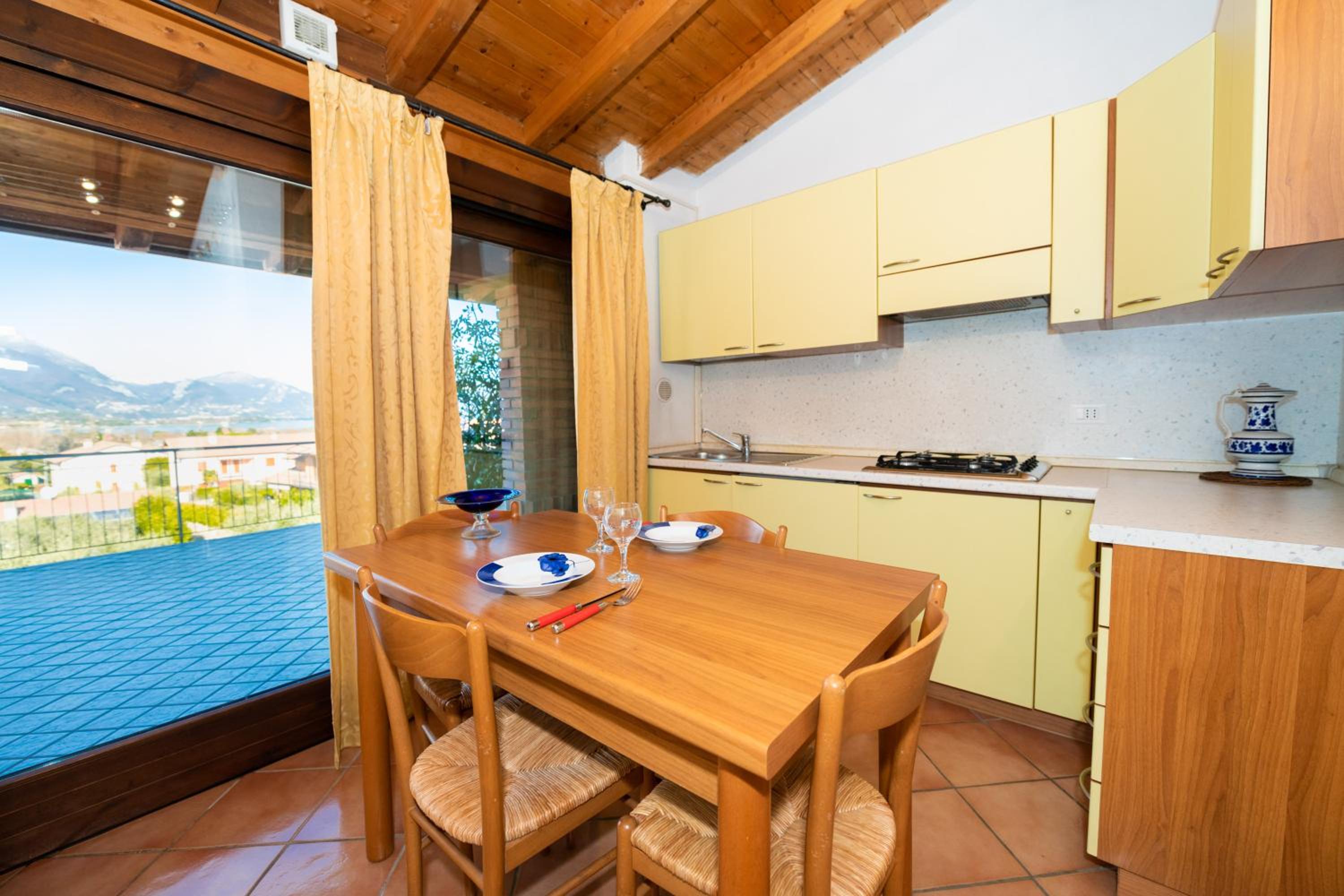 Appartamenti Caterina view 3