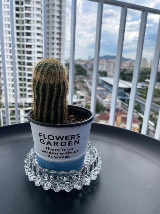 Private Jacuzzi Luxury Suite at KL City 184