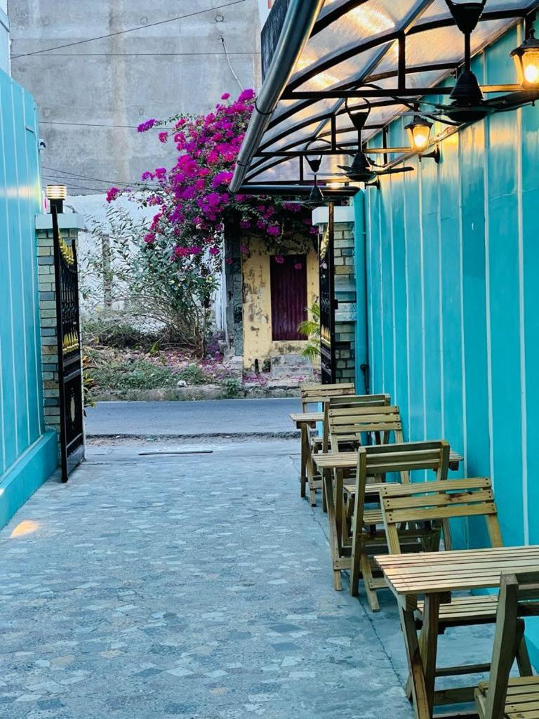 outdoor BBQ area