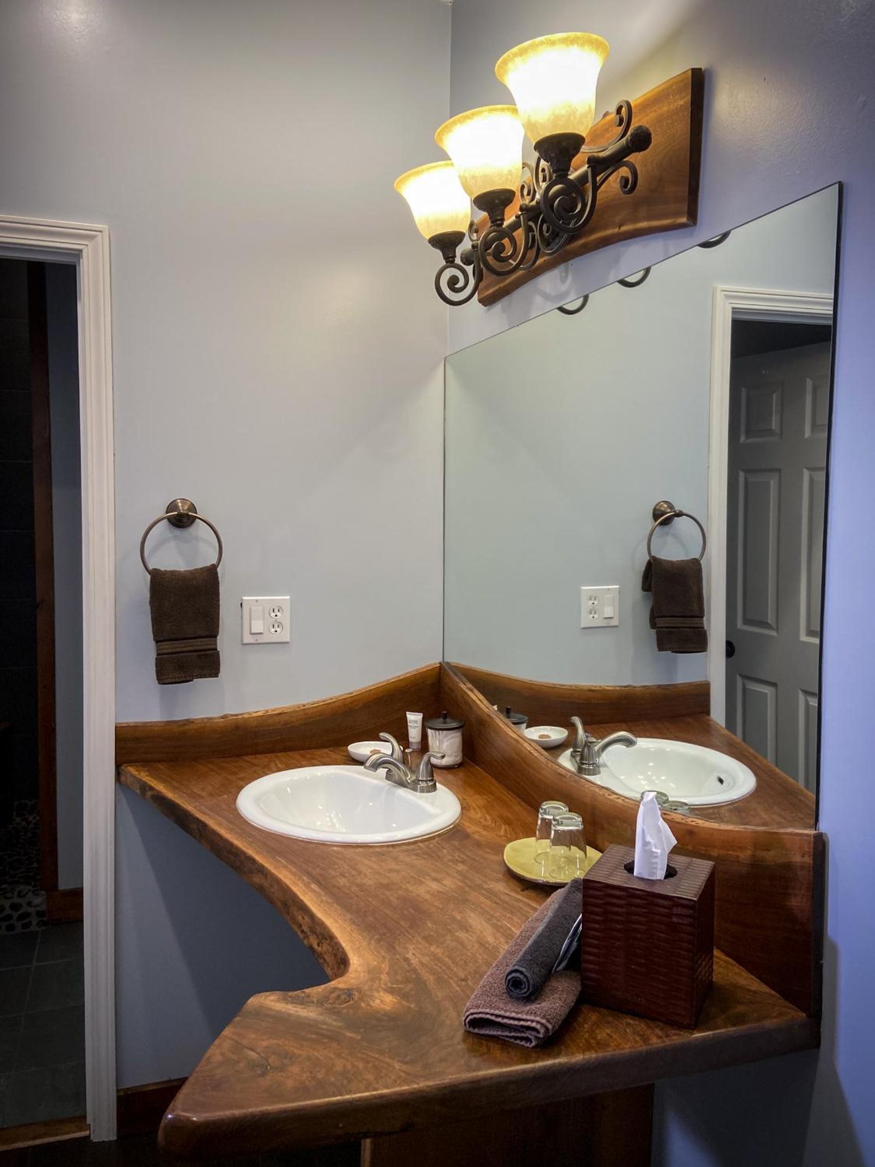 Makanda Inn - Property Image 2