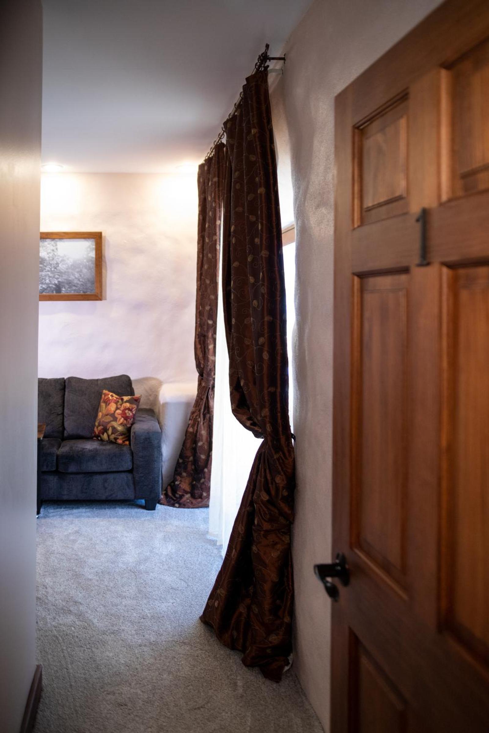 Makanda Inn - Property Image 11