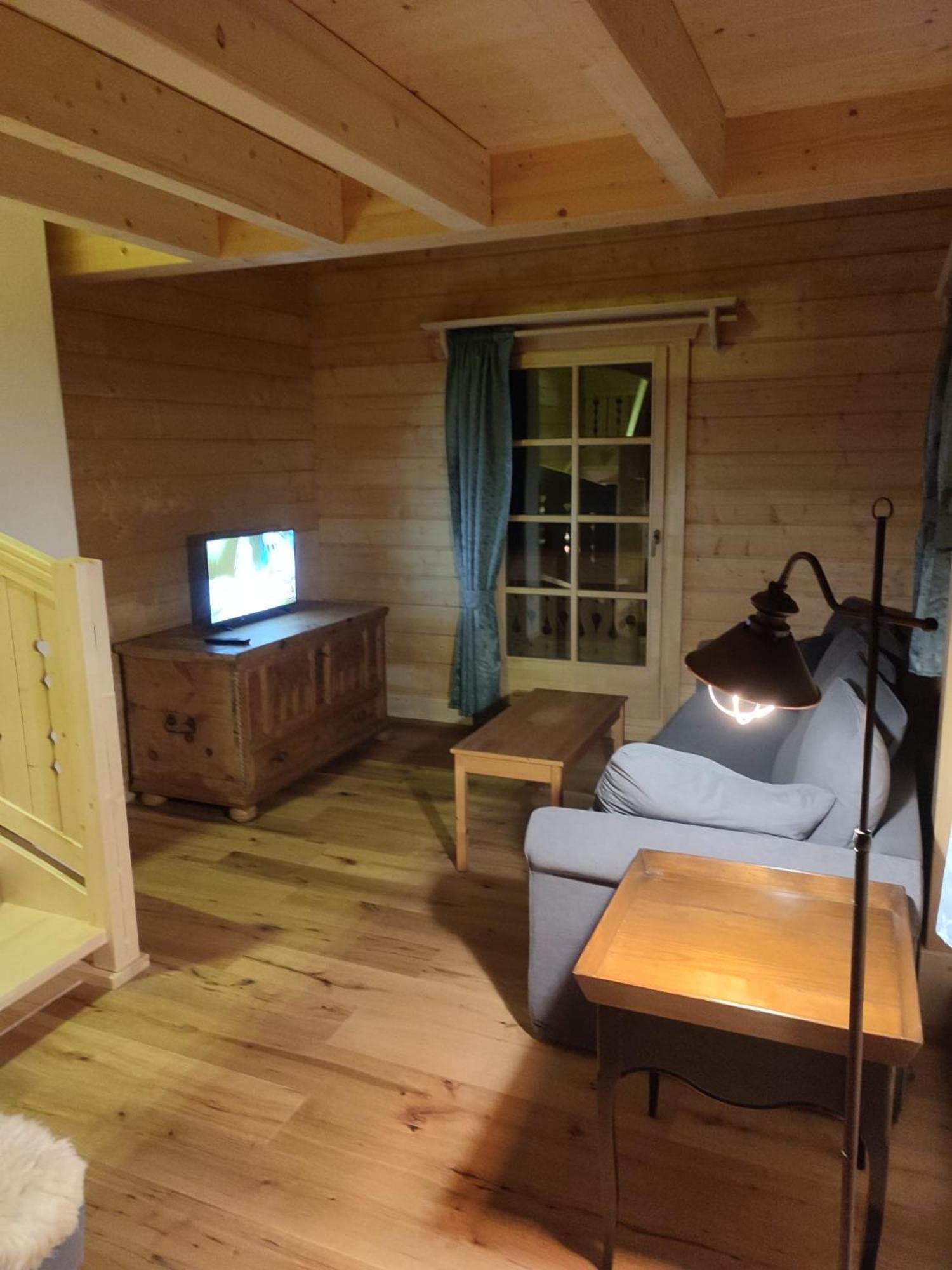 Schlosswirt Chalets & Apartments