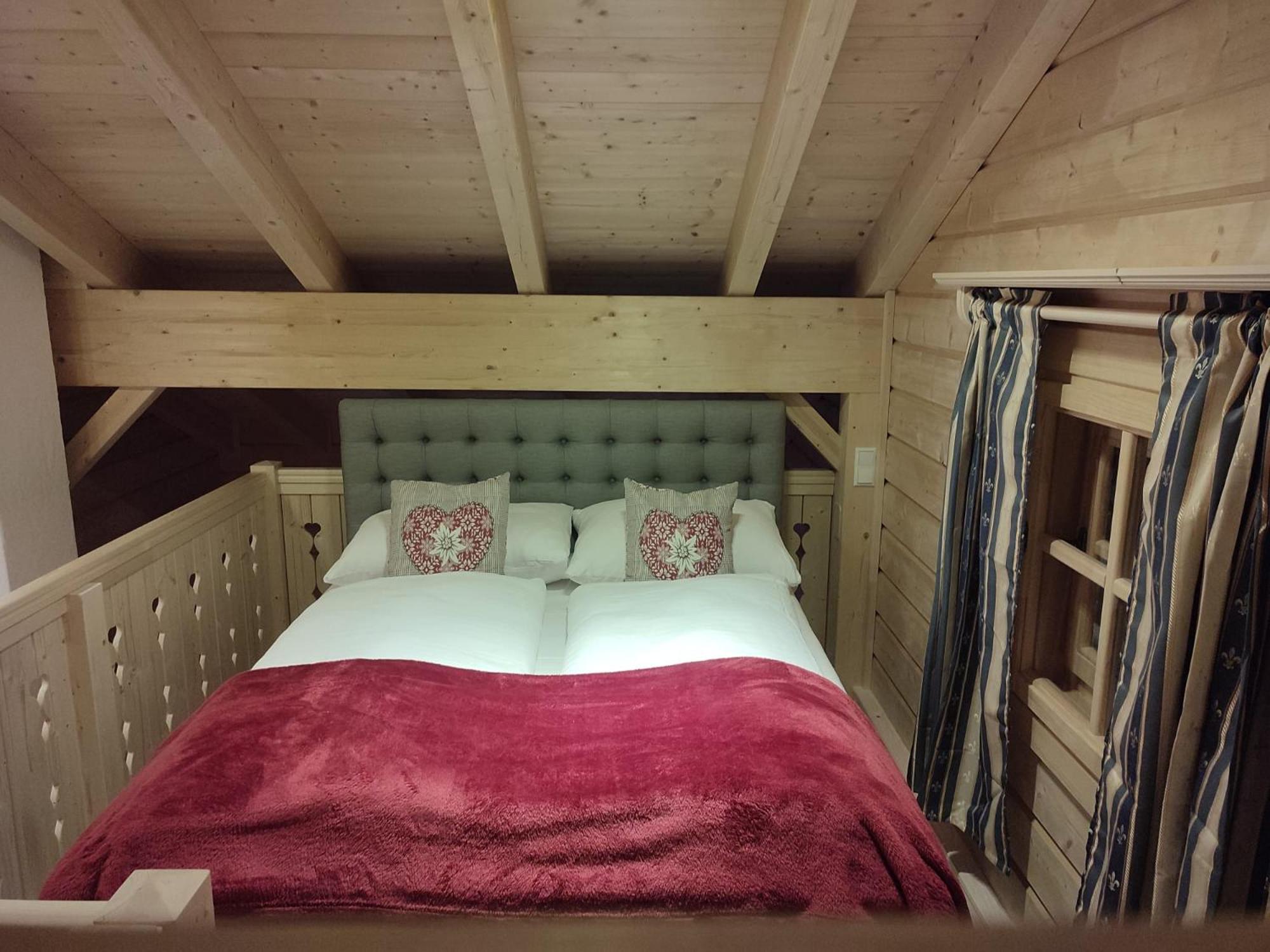 Schlosswirt Chalets & Apartments