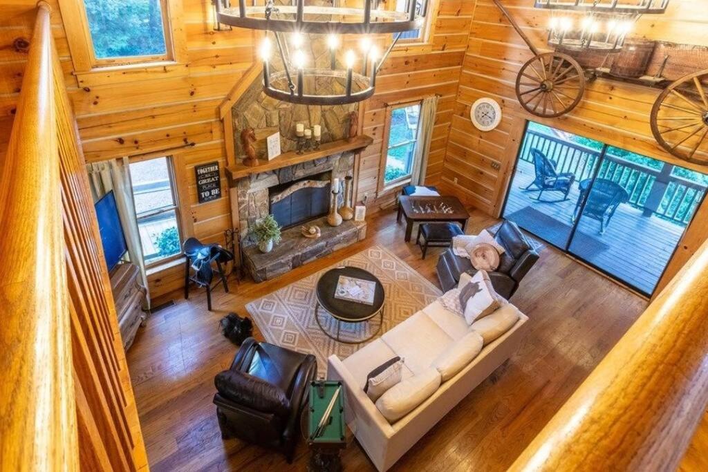 Majestic Mountain Top, Best View in Bryson City!