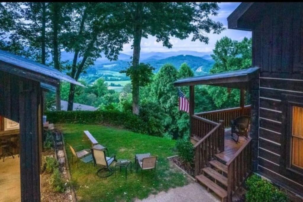 Majestic Mountain Top, Best View in Bryson City!
