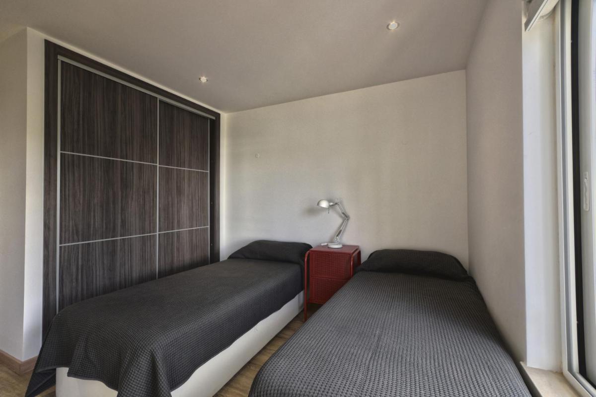Quarteira Vacations - New Luxury Apartment in Quarteira - Property Image 10