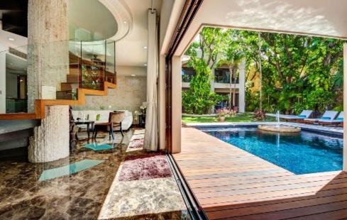 Amazing Hacienda for 14 guests! Steps to the beach! view 5