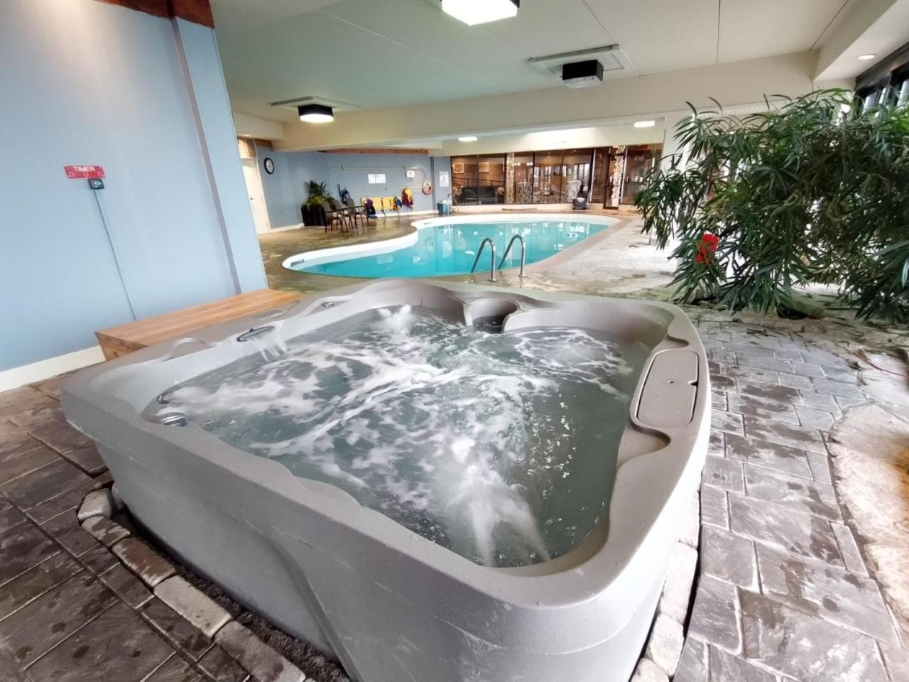 Royal Harbour Resort