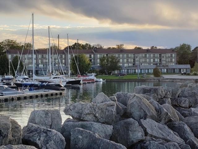 Royal Harbour Resort