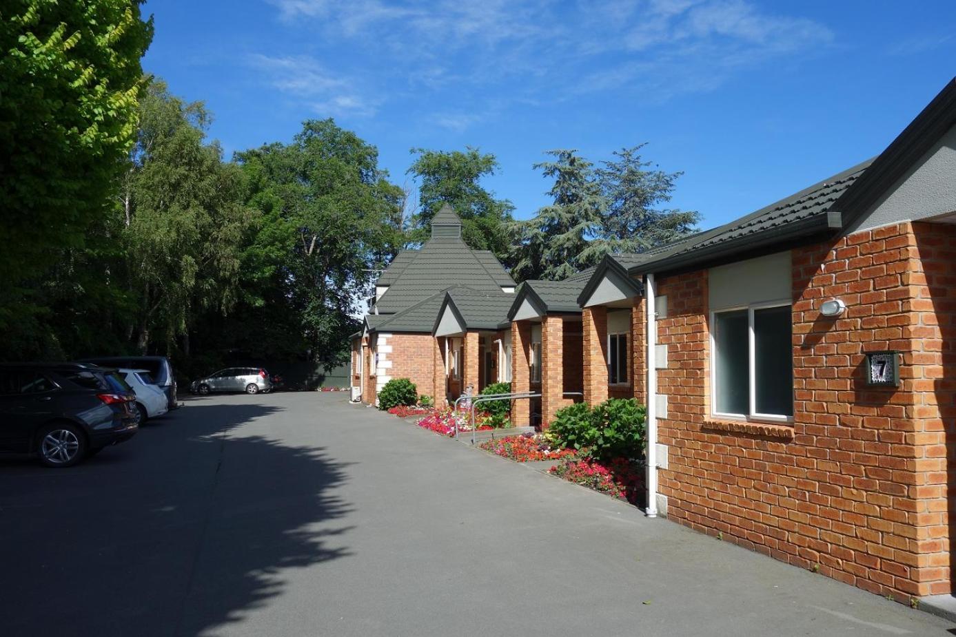 Northwood Motor Lodge - Image 2